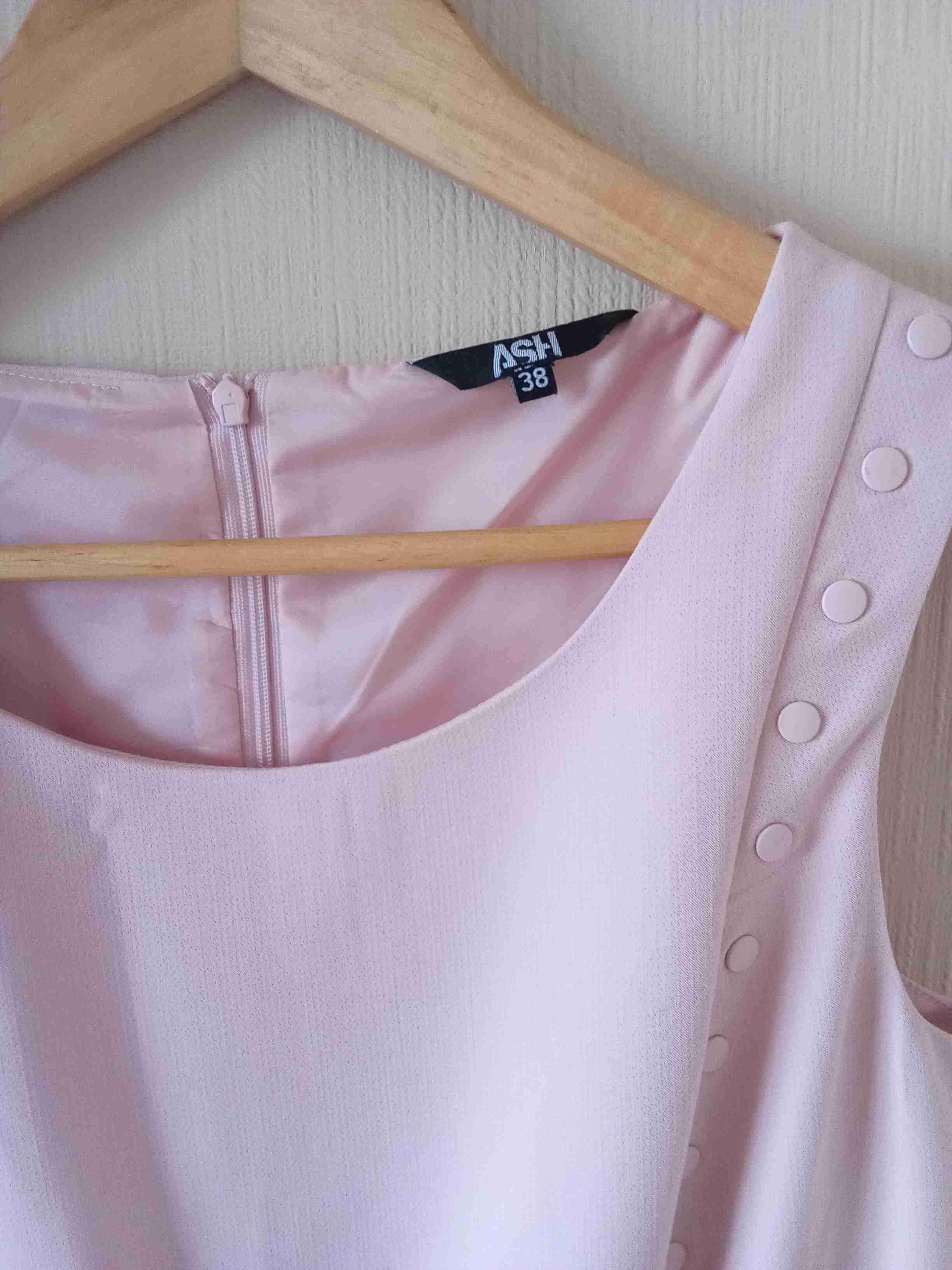 Vestido rosa - miniatura 3