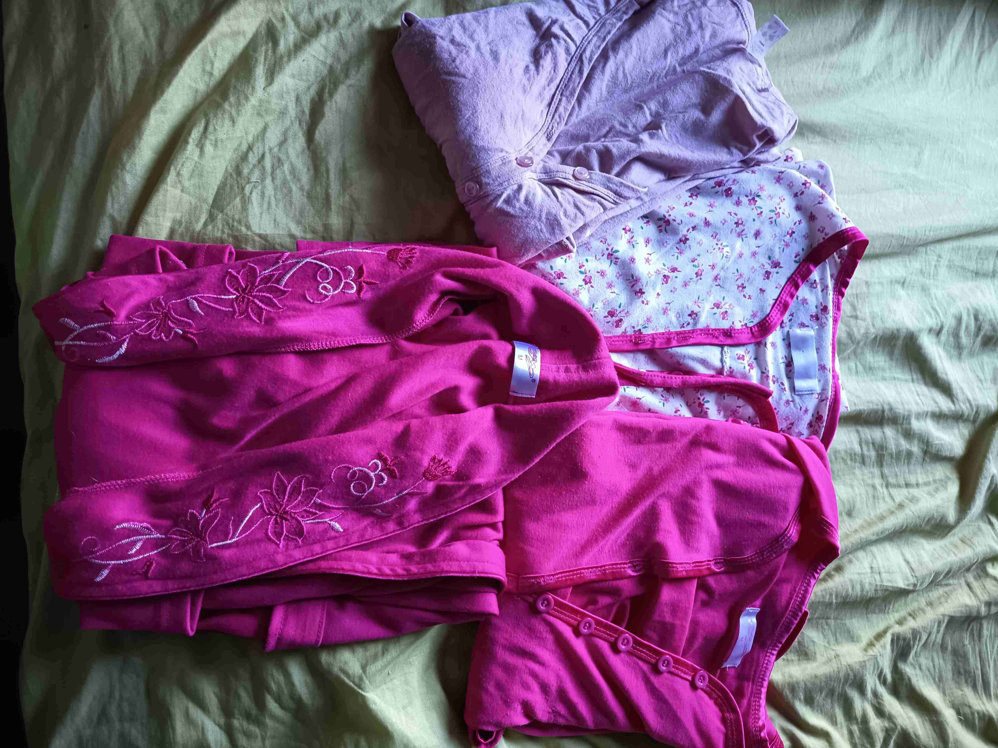 Conjunto pijamas de mujer - miniatura 1