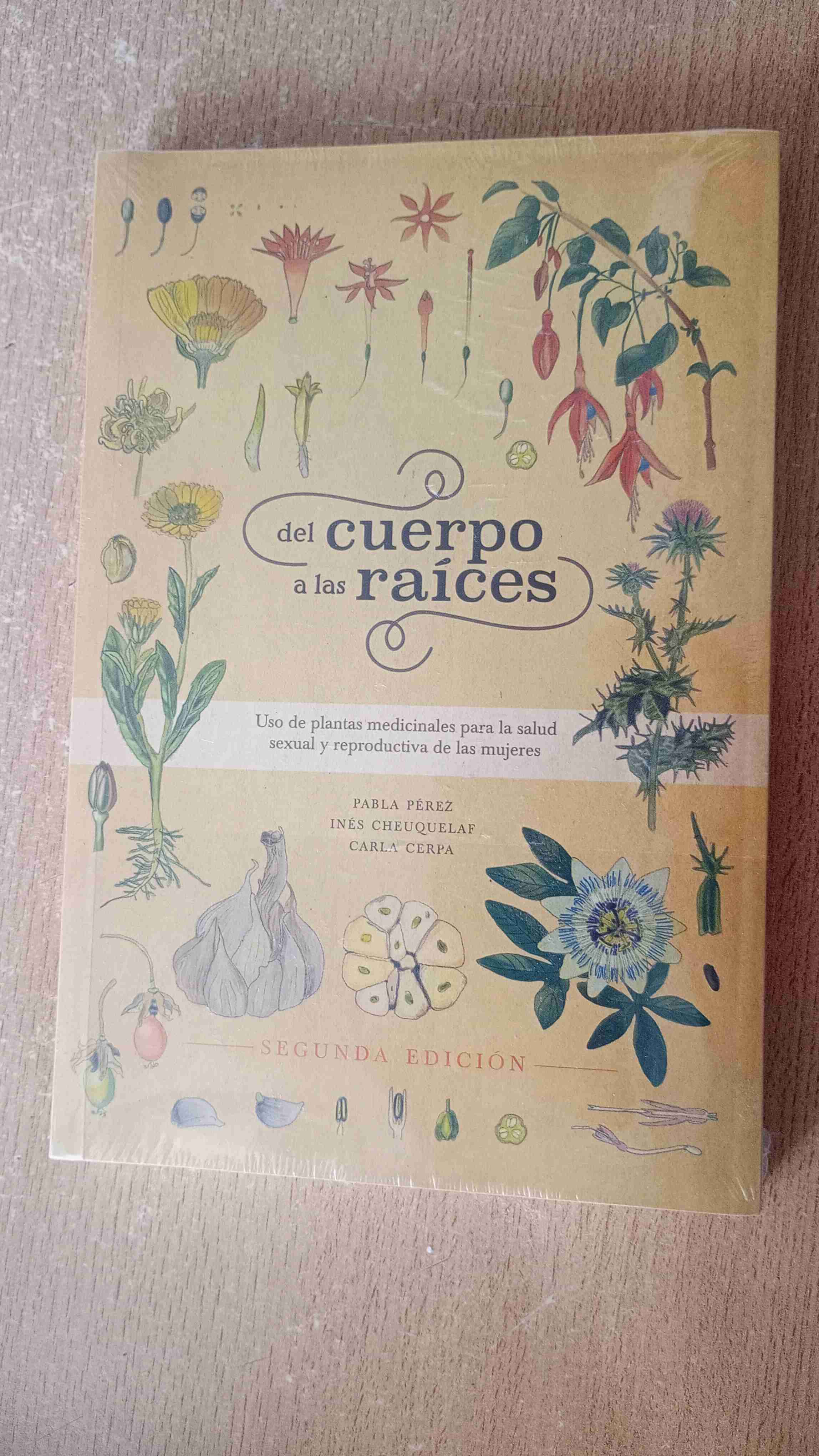 Libro 'Del Cuerpo a las Raíces' - miniatura 1