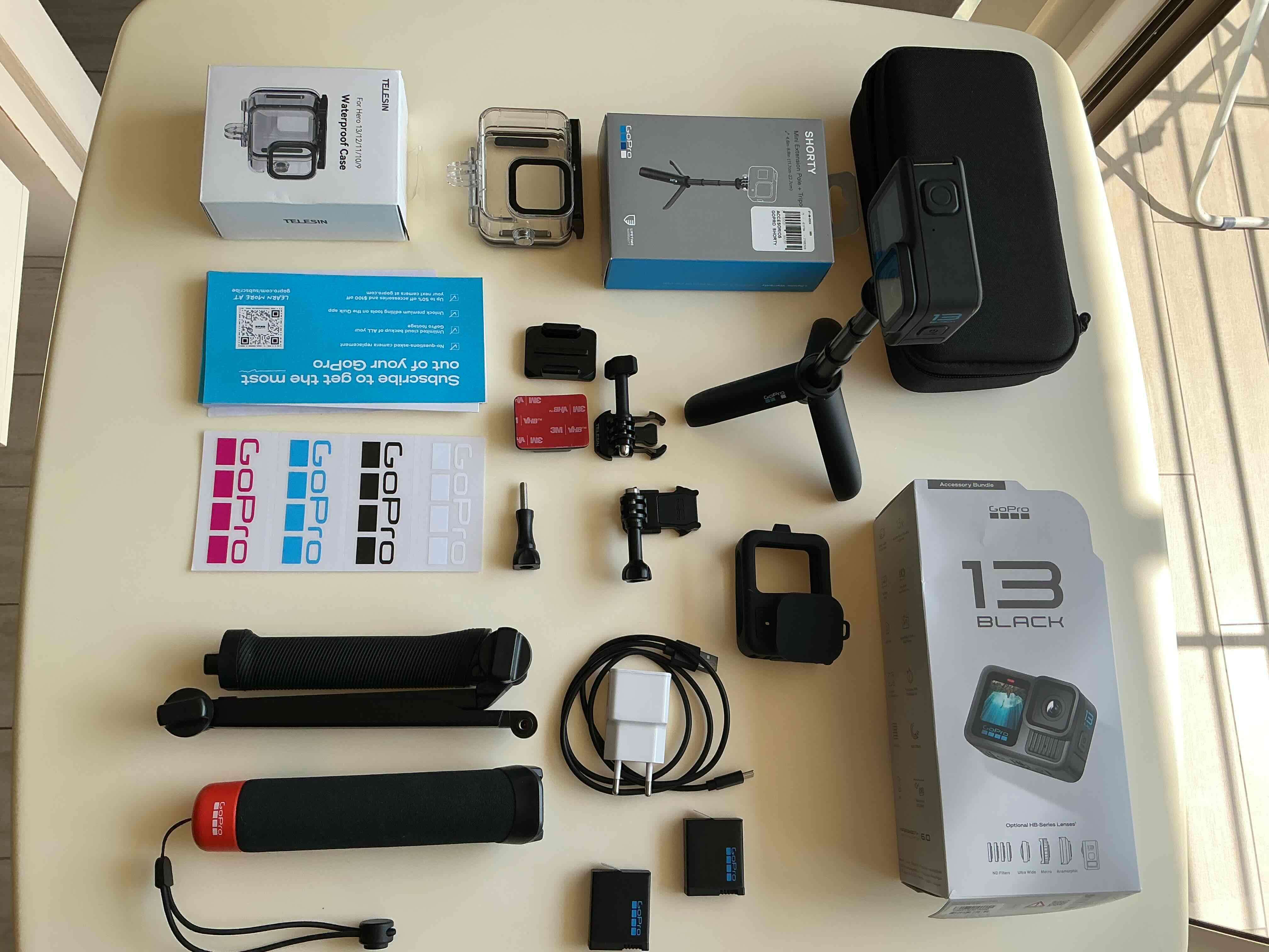 Cámara GoPro HERO 13 Black con accesorios - miniatura 2