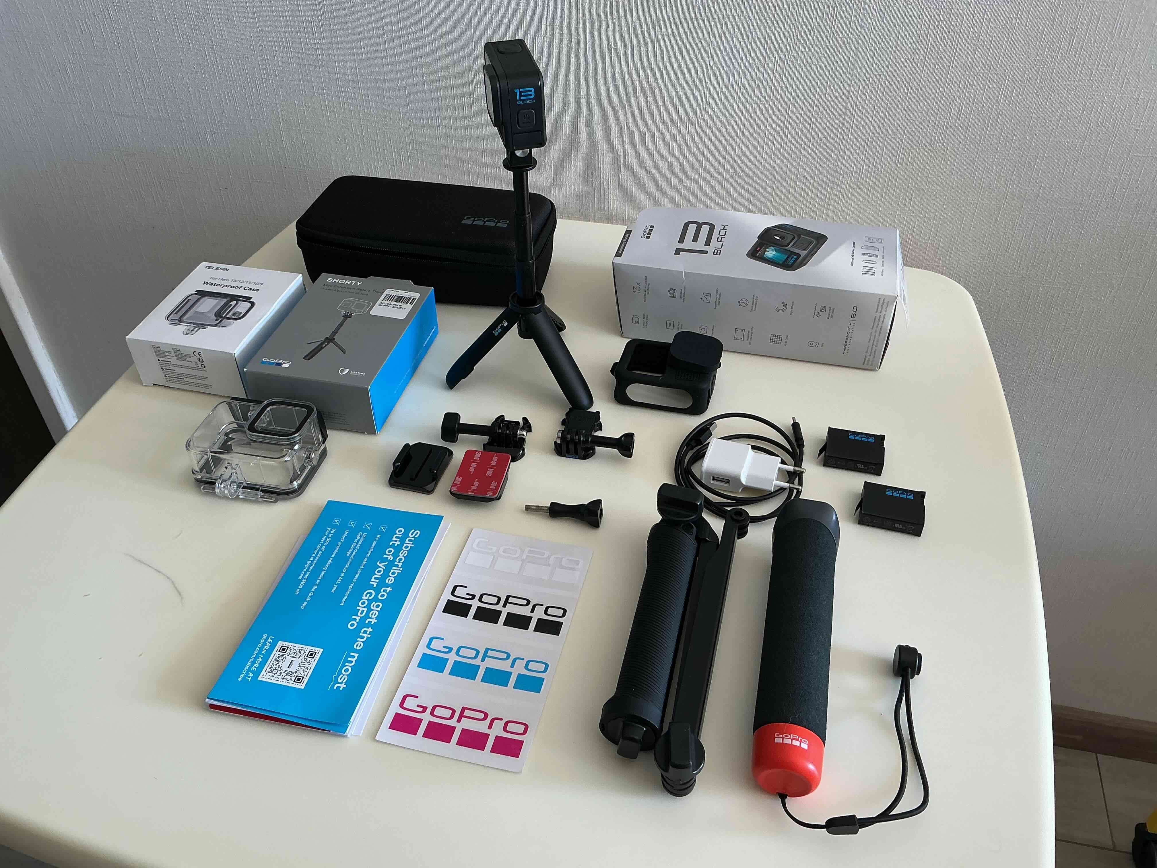 Cámara GoPro HERO 13 Black con accesorios - miniatura 5