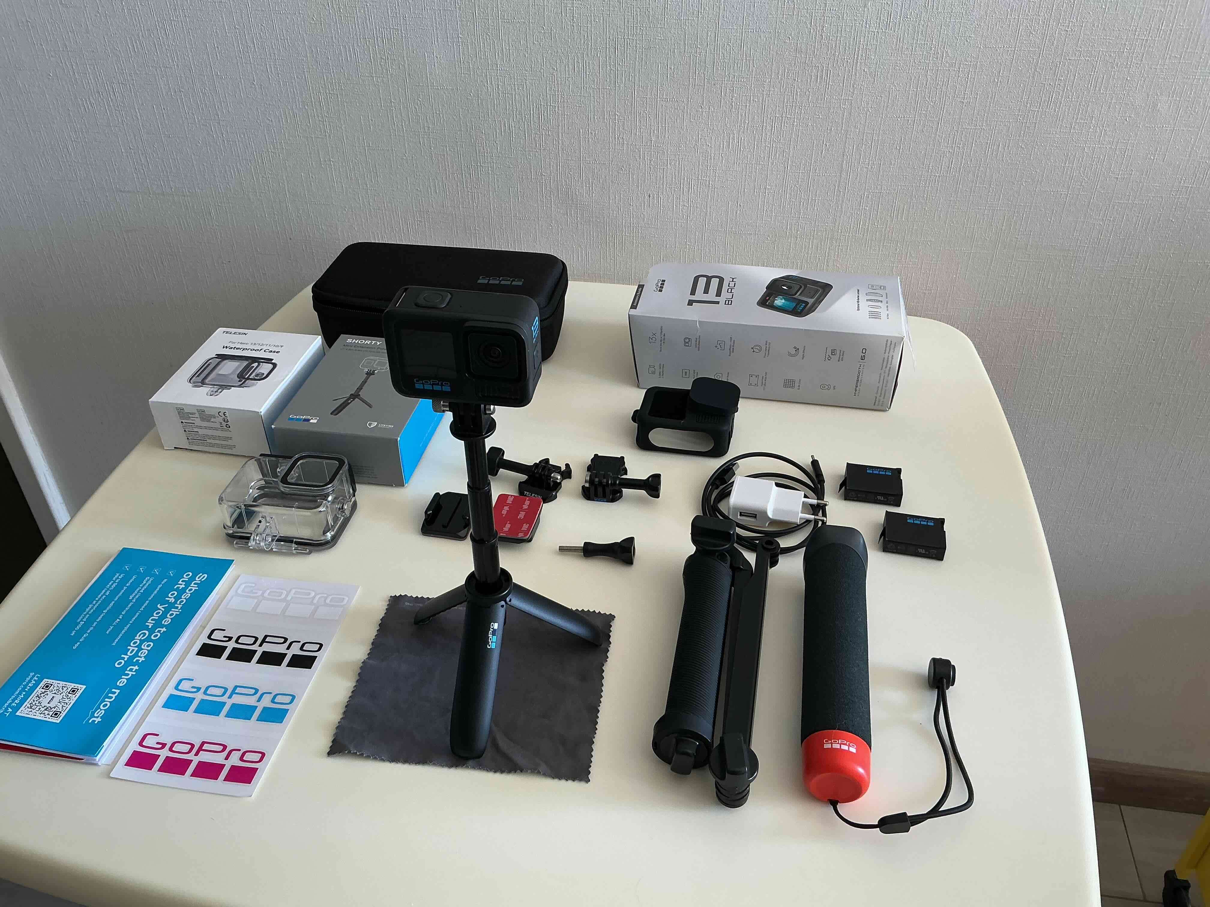 Cámara GoPro HERO 13 Black con accesorios - miniatura 6