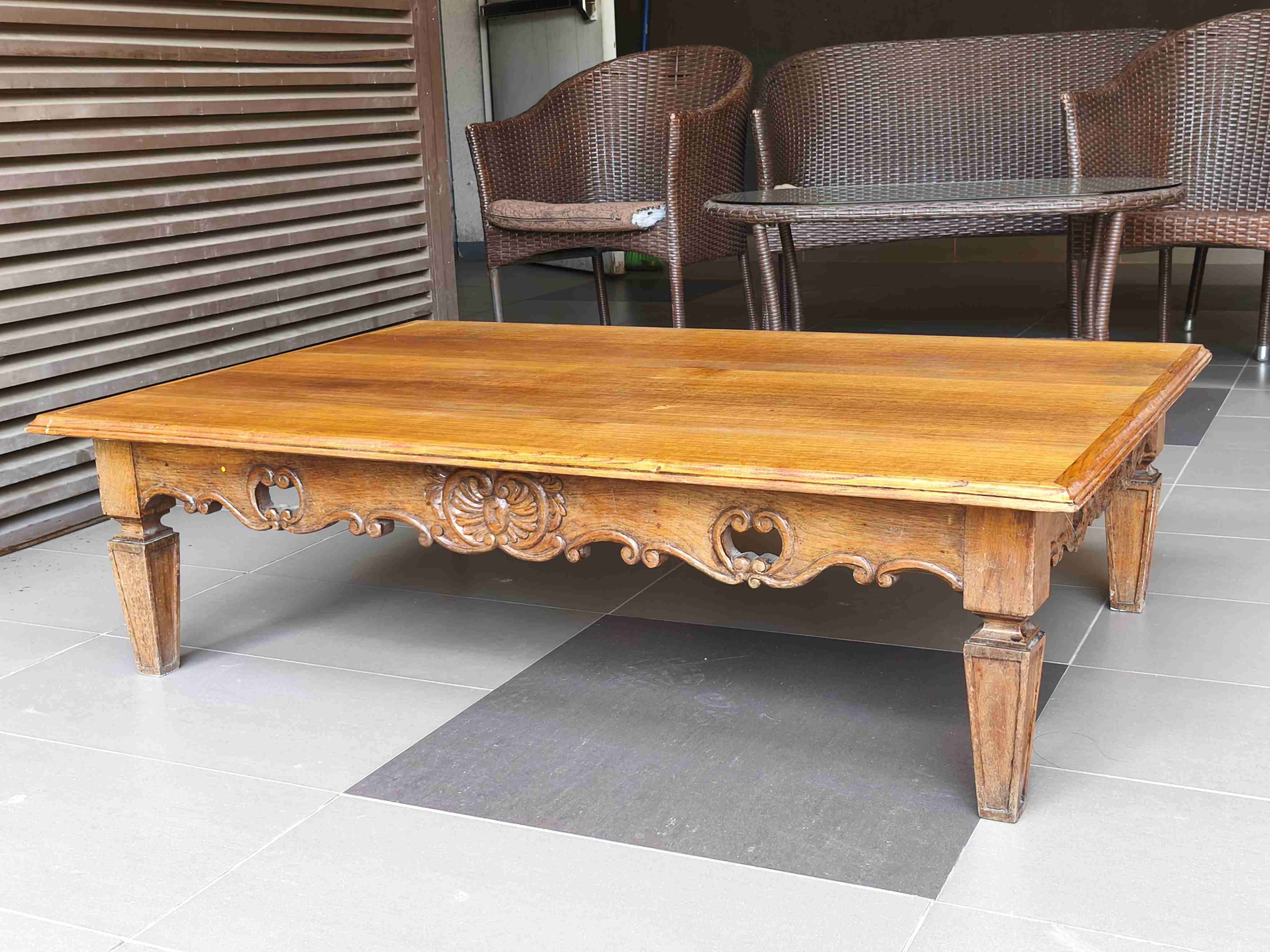 Mesa de centro madera tallada - miniatura 1