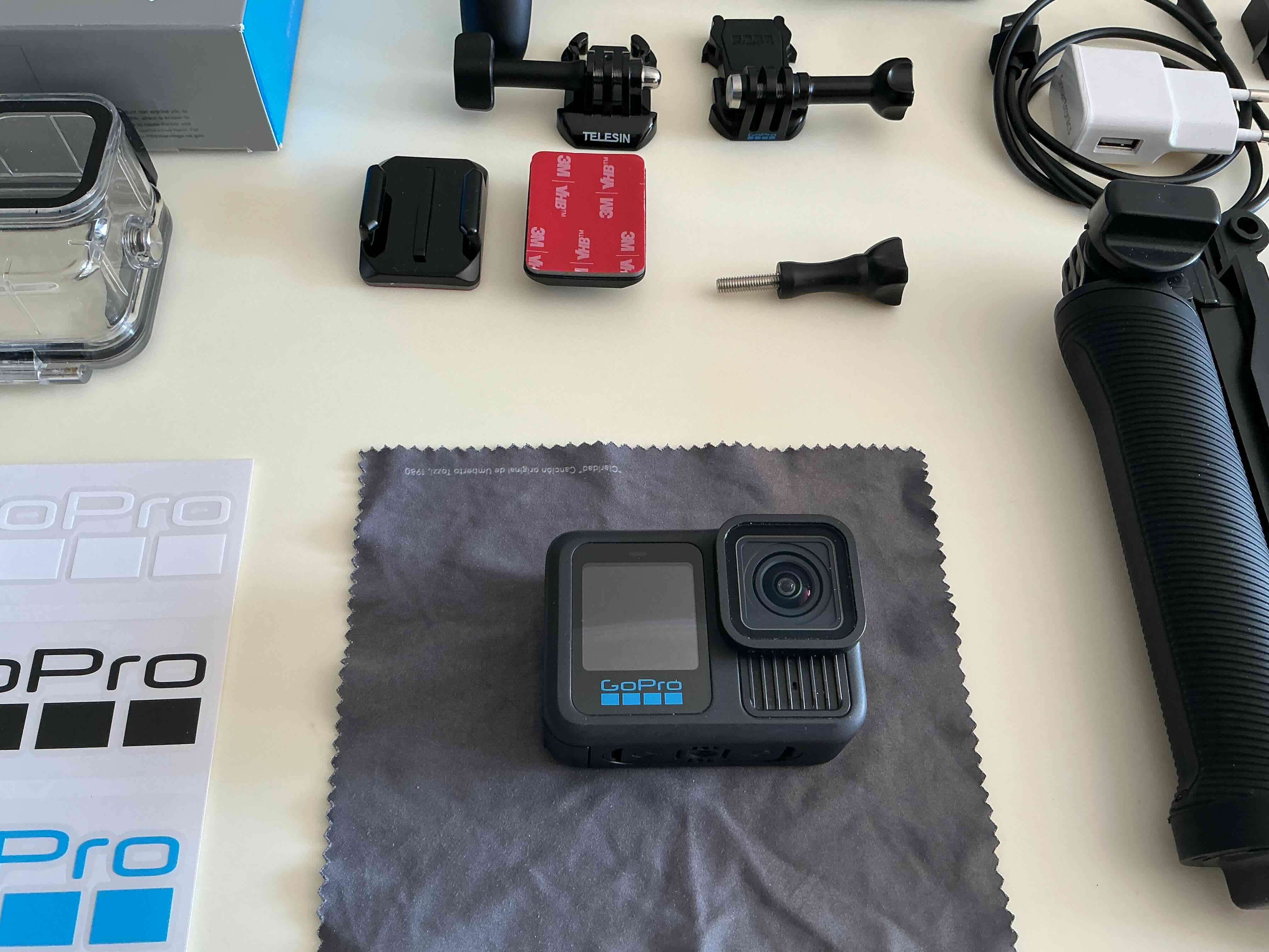 Cámara GoPro HERO 13 Black con accesorios - miniatura 7