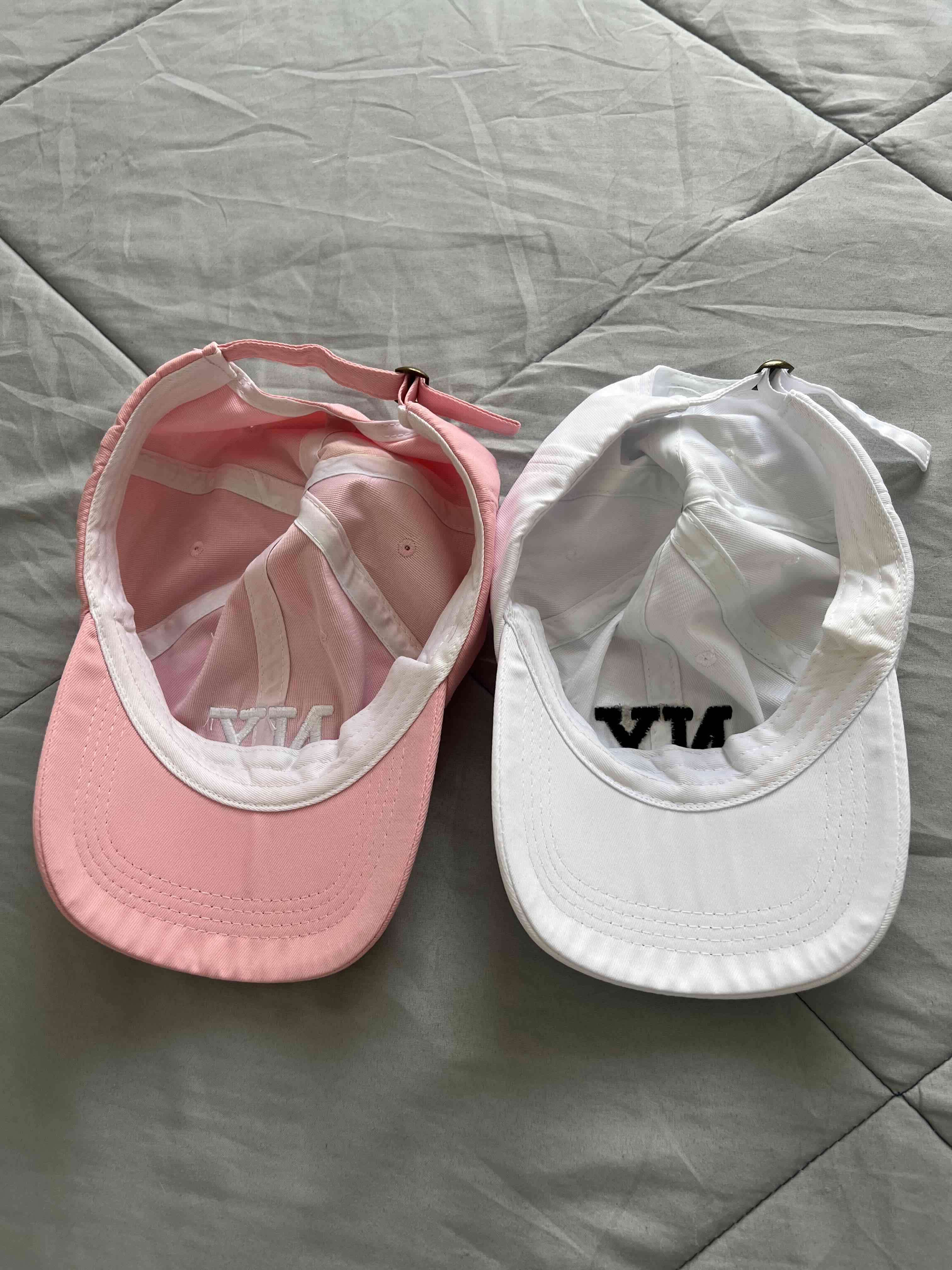 Gorros rosa y blanco unisex - miniatura 1