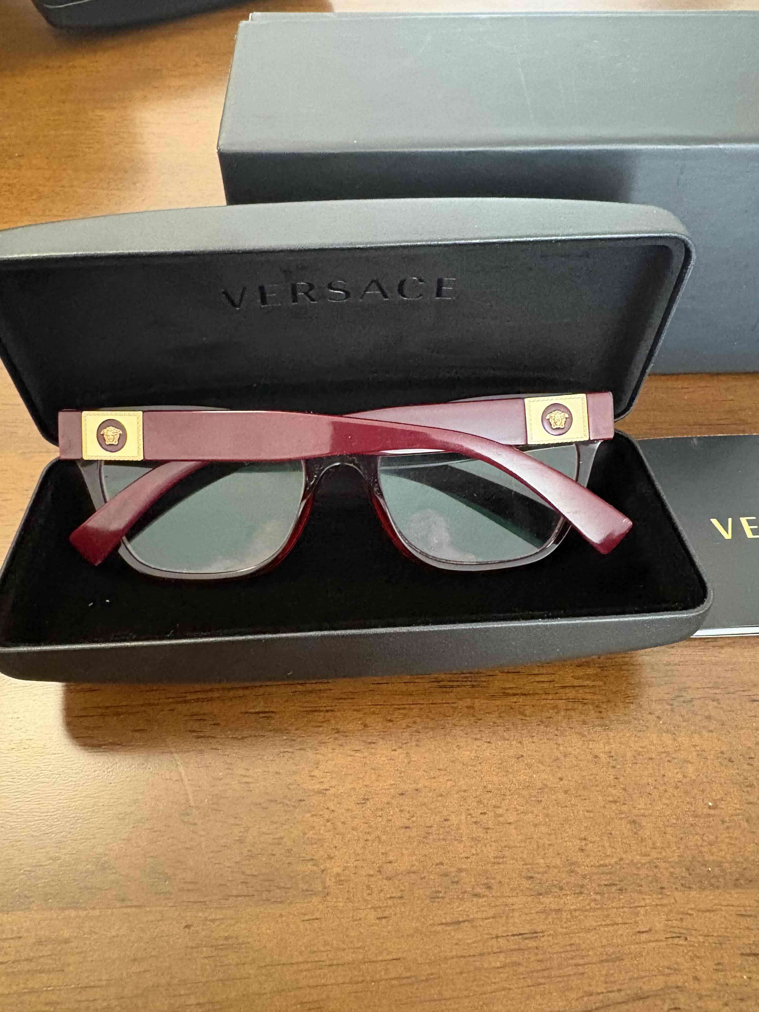 Marco color rojo Versace rojos - miniatura 1