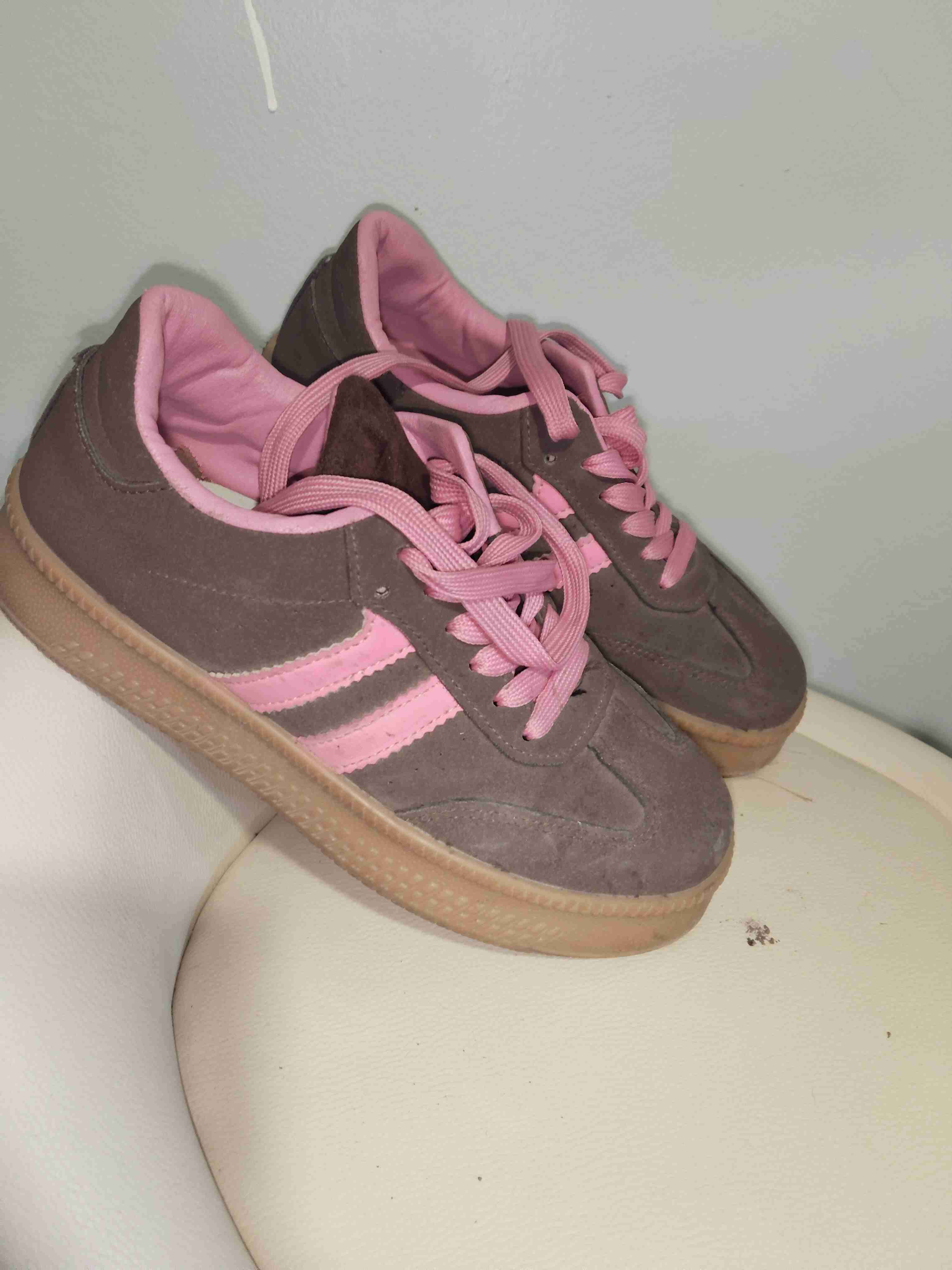 Zapatillas marrón y rosado