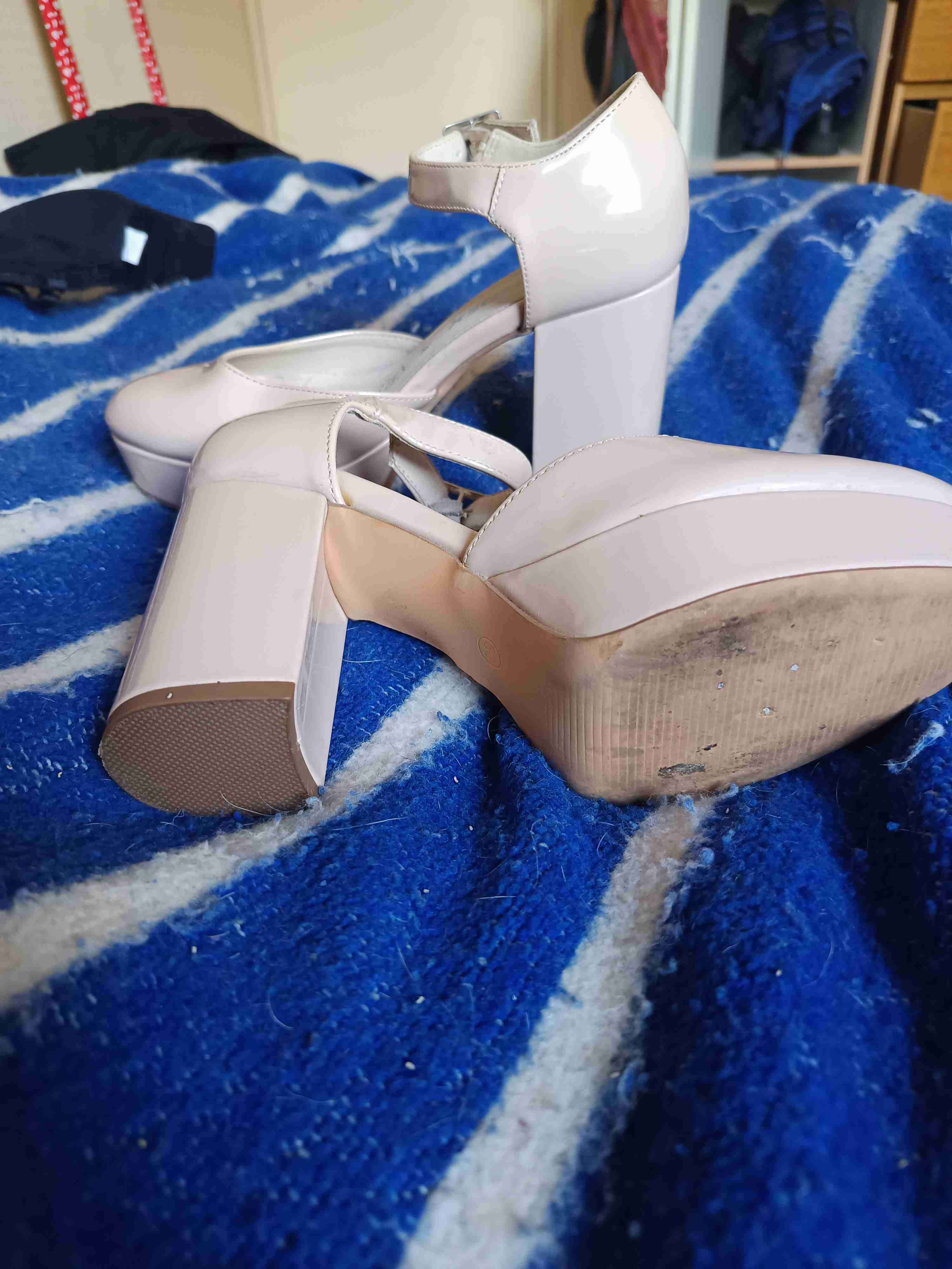 Zapatos estilo mary-jane tacón nude talla 36 - miniatura 3
