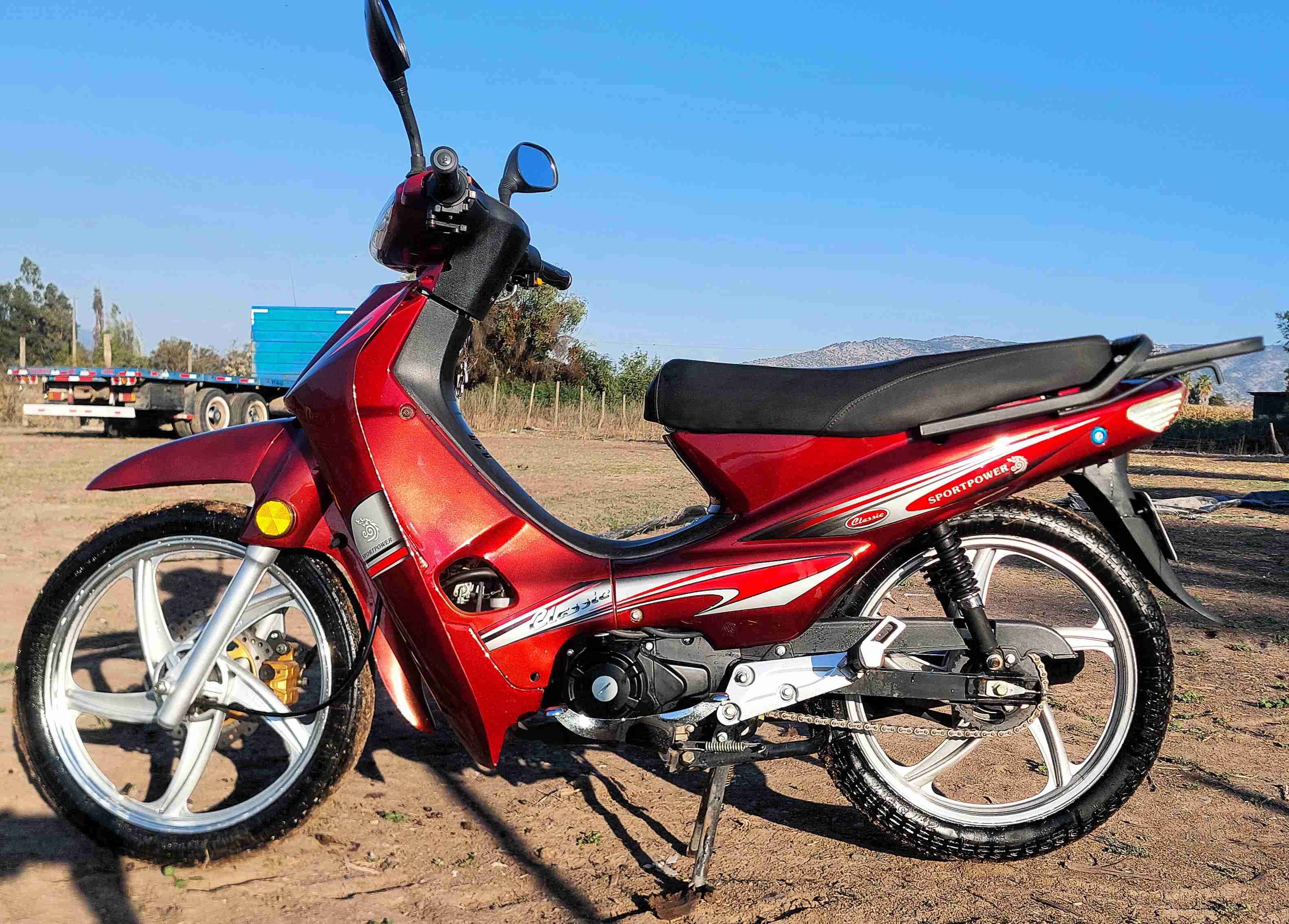 Moto semiautomática 110cc nueva - miniatura 4