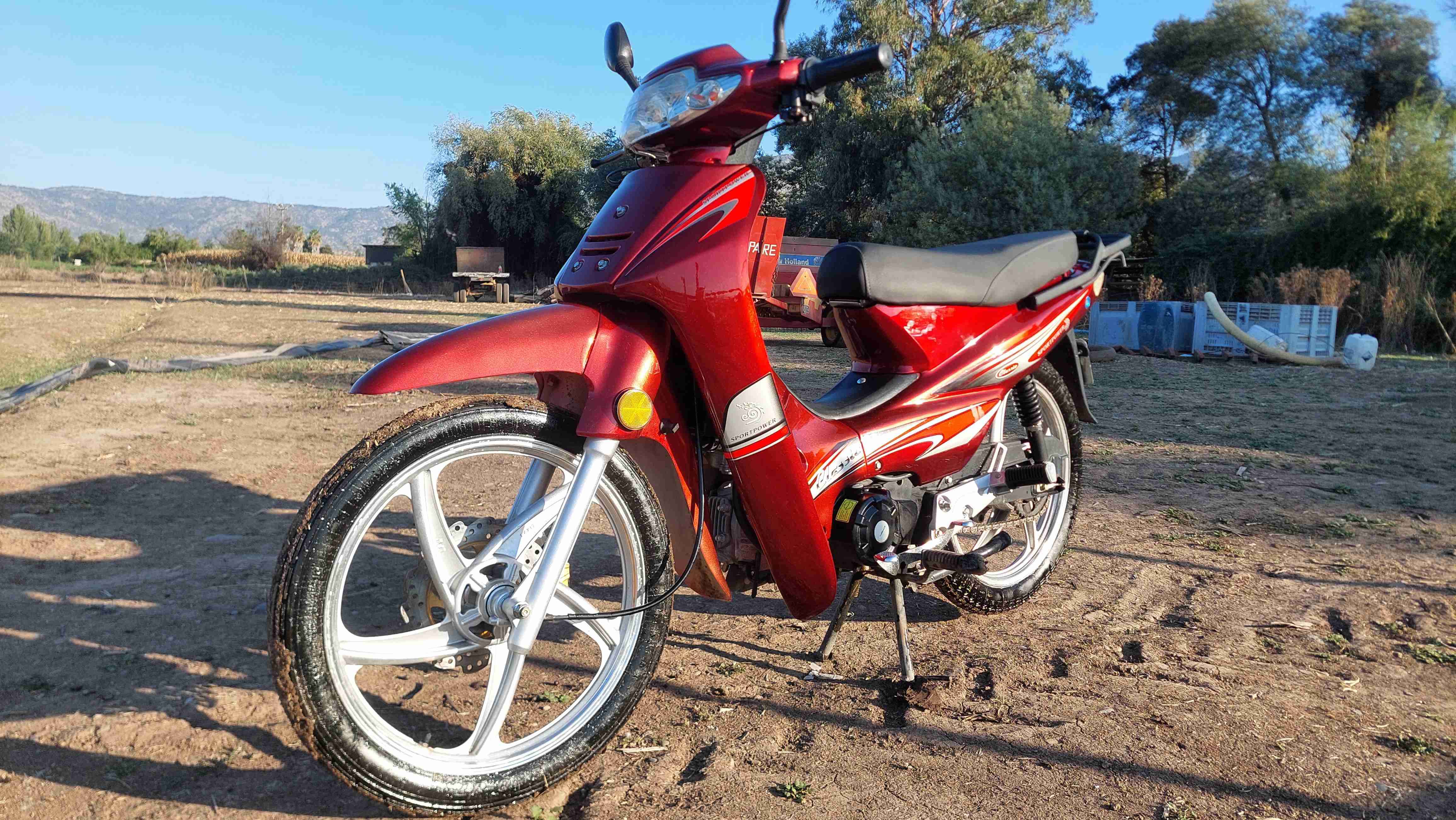 Moto semiautomática 110cc nueva - miniatura 5