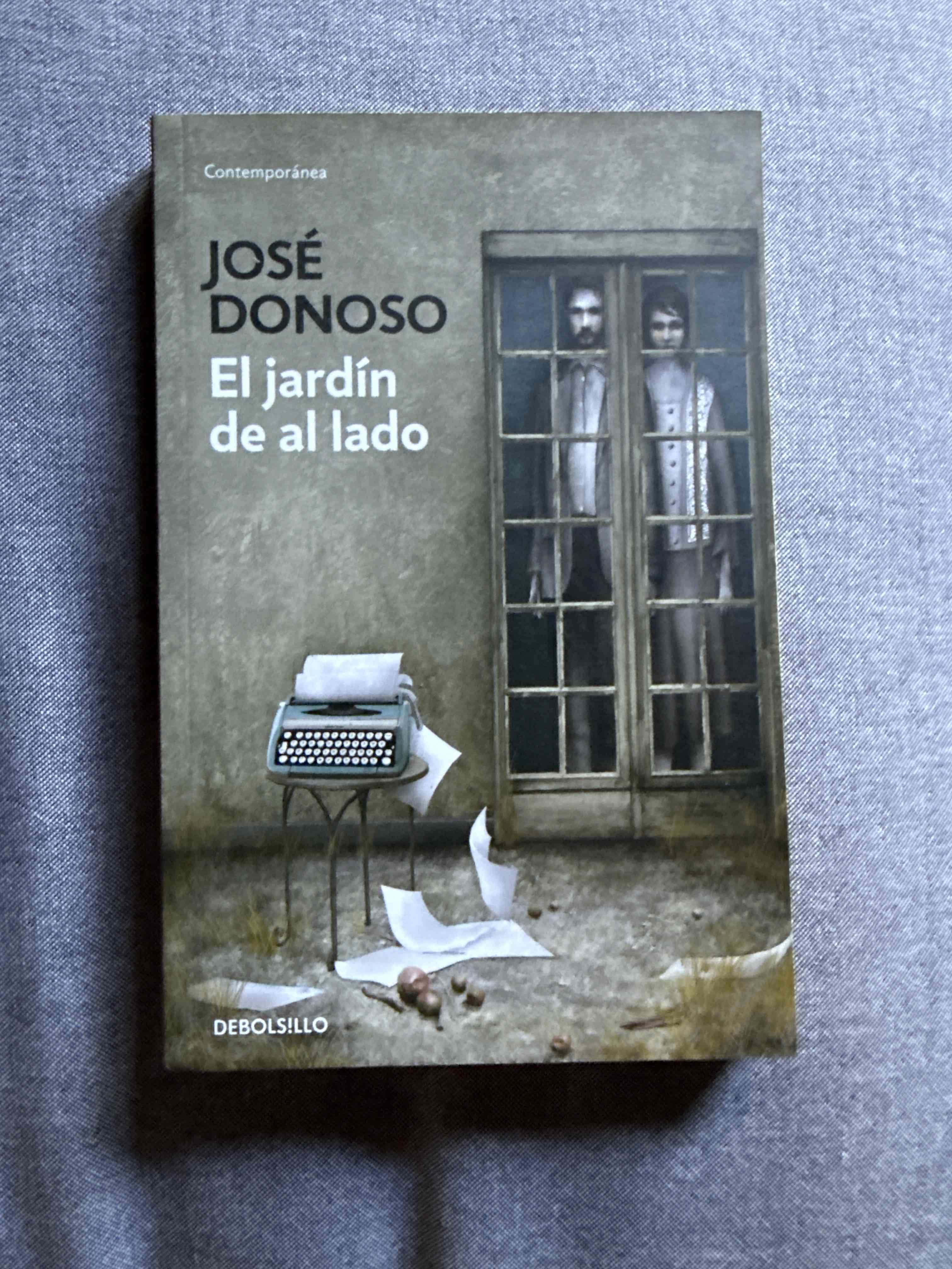 Libro 'El jardín de al lado'