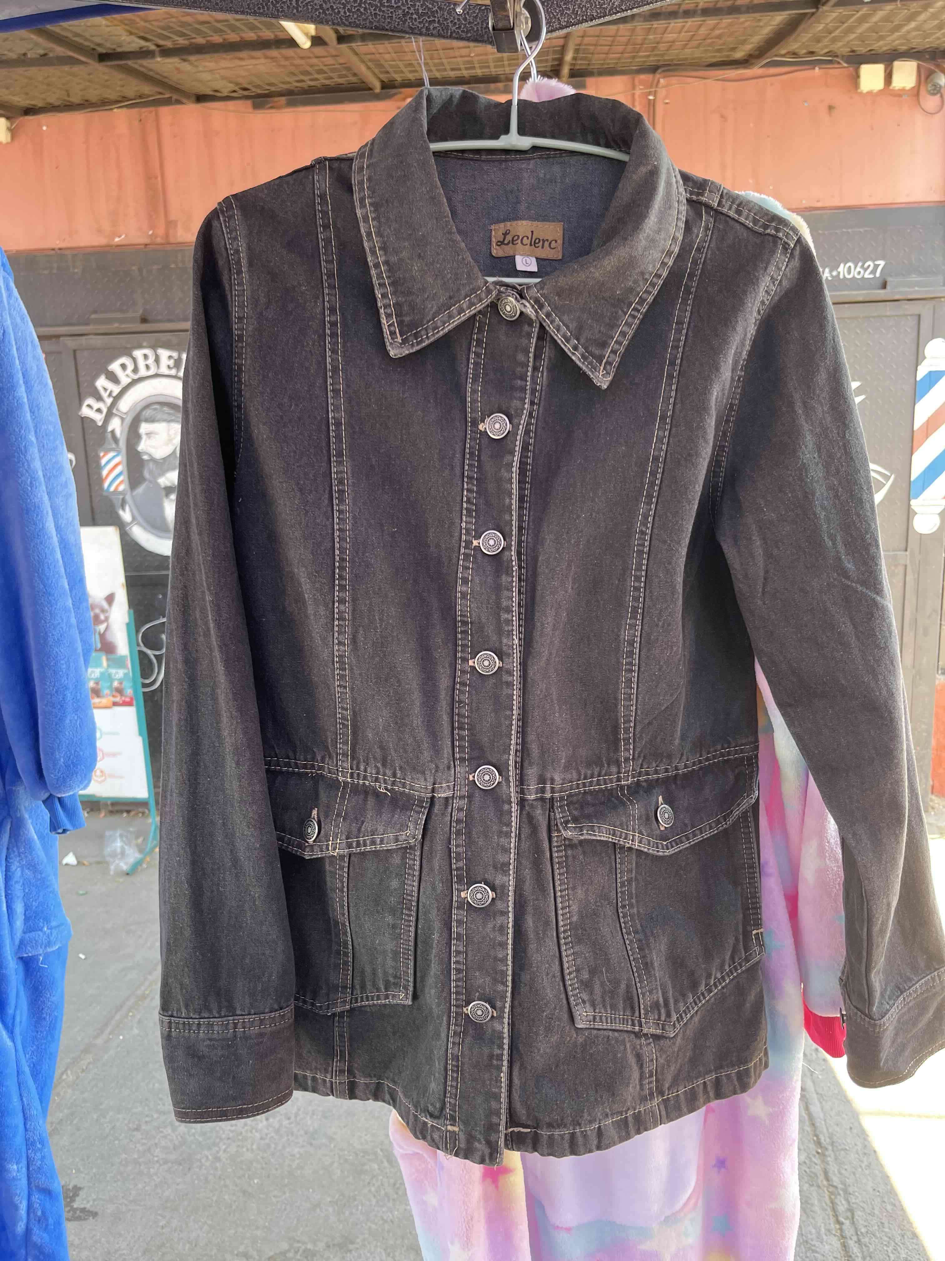 Chaqueta negra de mezclilla - miniatura 1