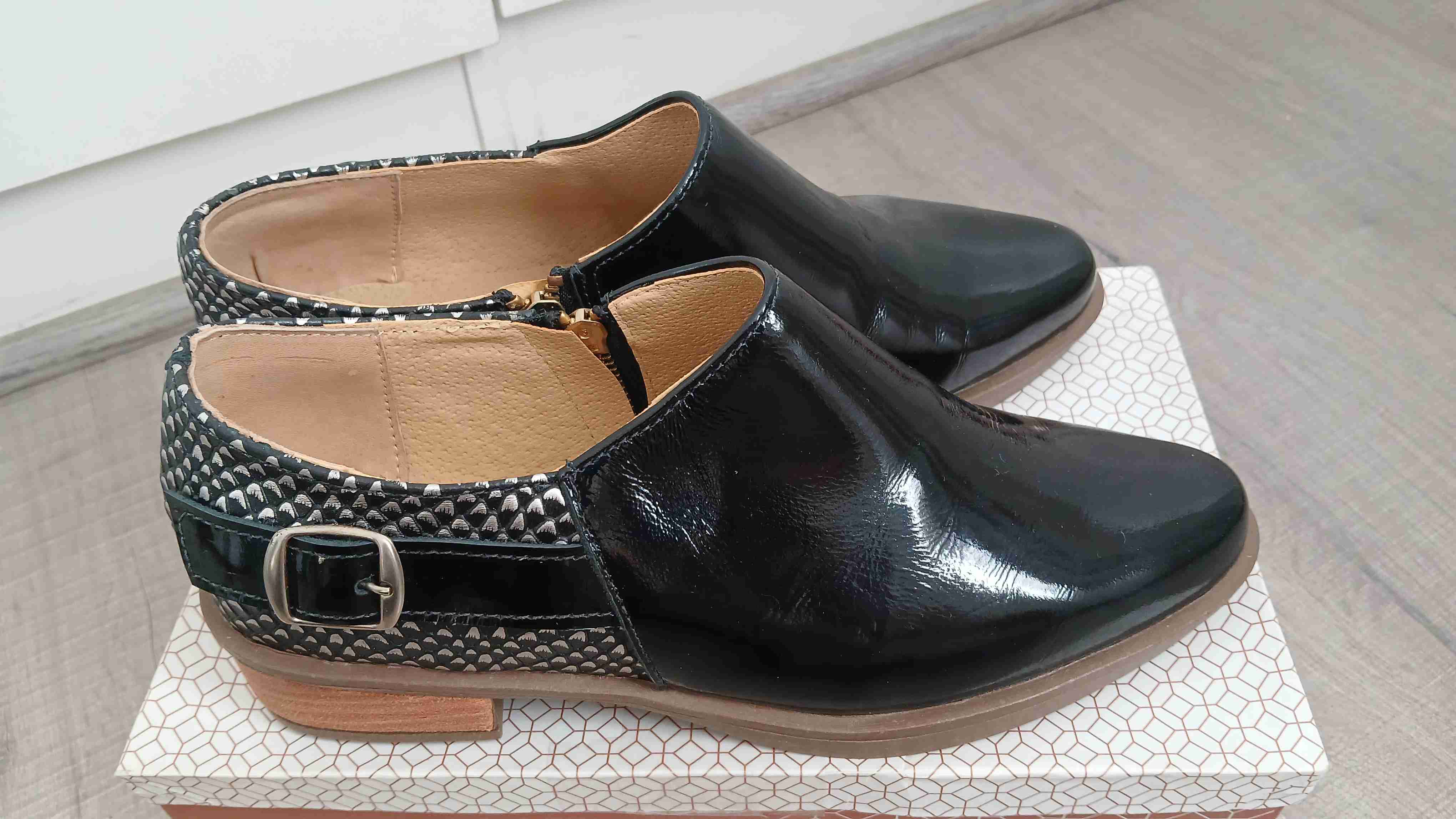 Zapatos negros cuero N° 37 - 6