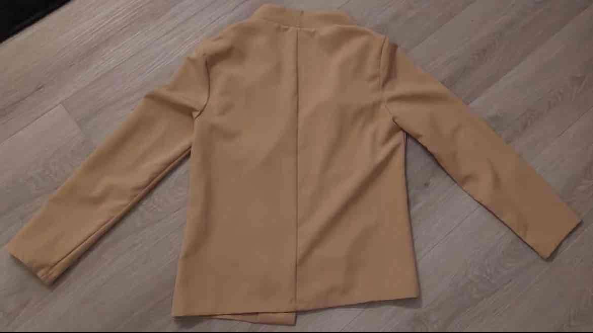 Blazer beige elegante - miniatura 3