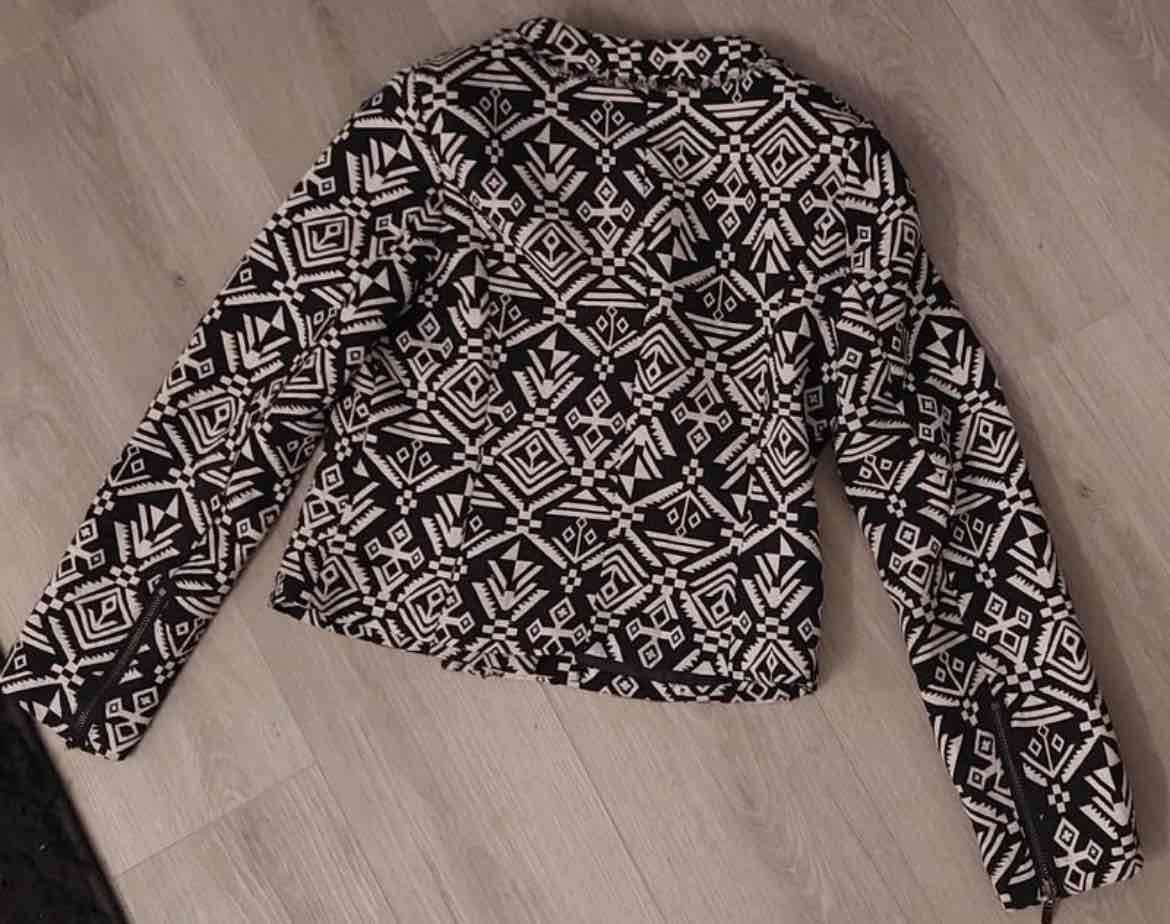 Blazer estampada geometric negro y blanco - miniatura 4