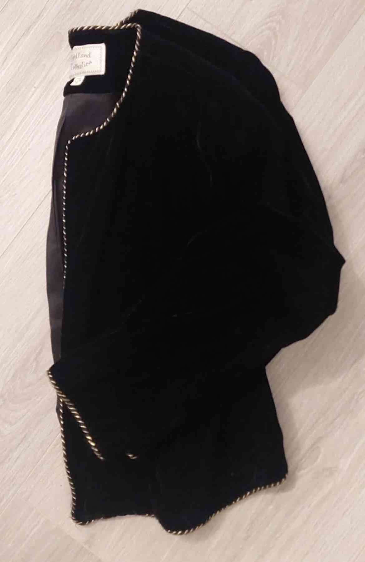 Blazer negra con detalle dorados - miniatura 3