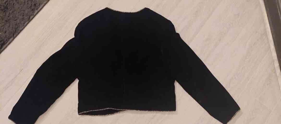 Blazer negra con detalle dorados - miniatura 5