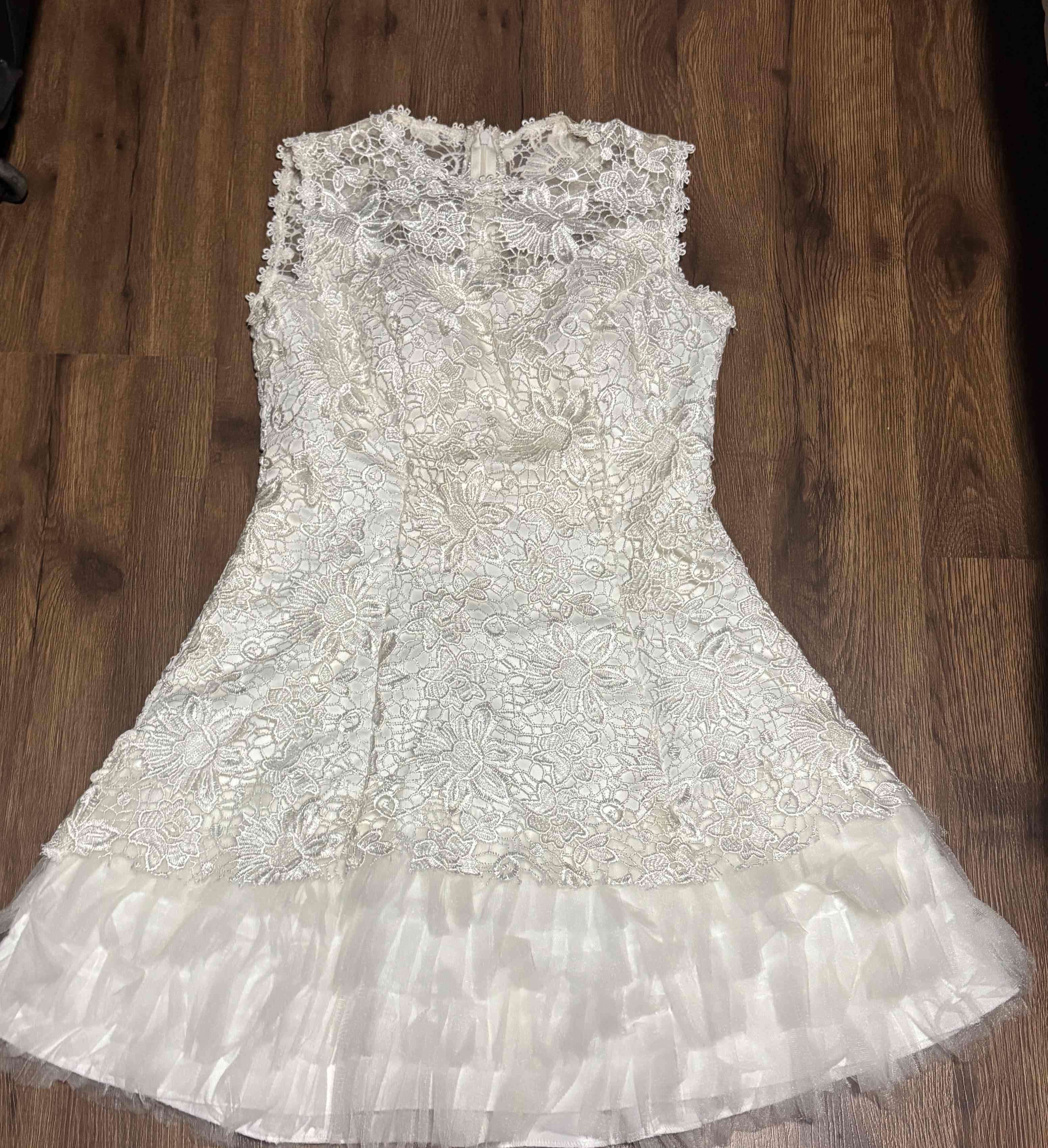 Vestido de encaje blanco - 1