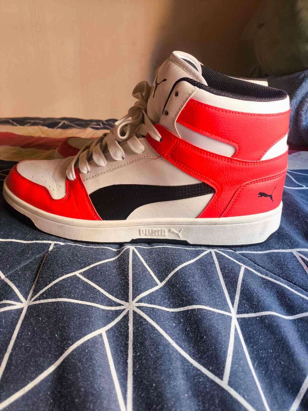 Zapatillas urbanas Puma blancas y rojas - miniatura 4