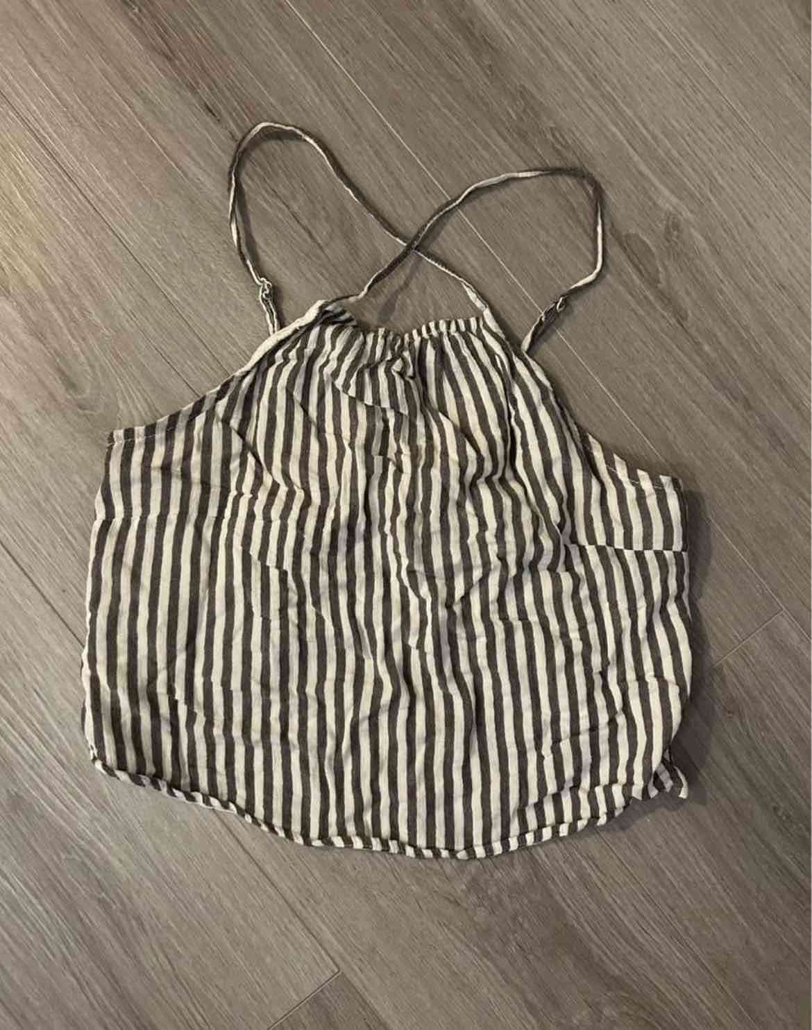 Polera de tirantes a rayas - 1