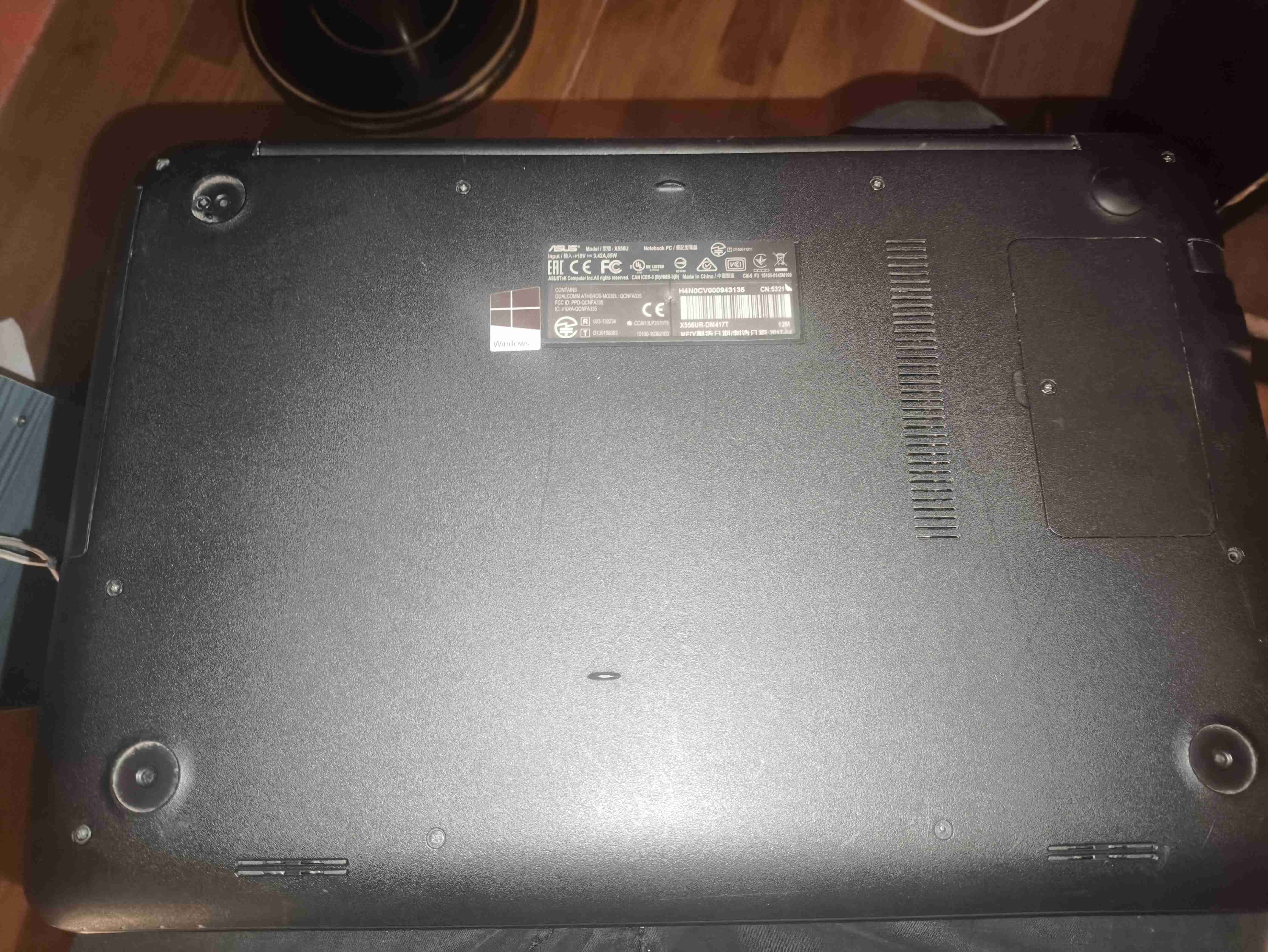 Notebook ASUS i5 7ma geforce 930mx - miniatura 4