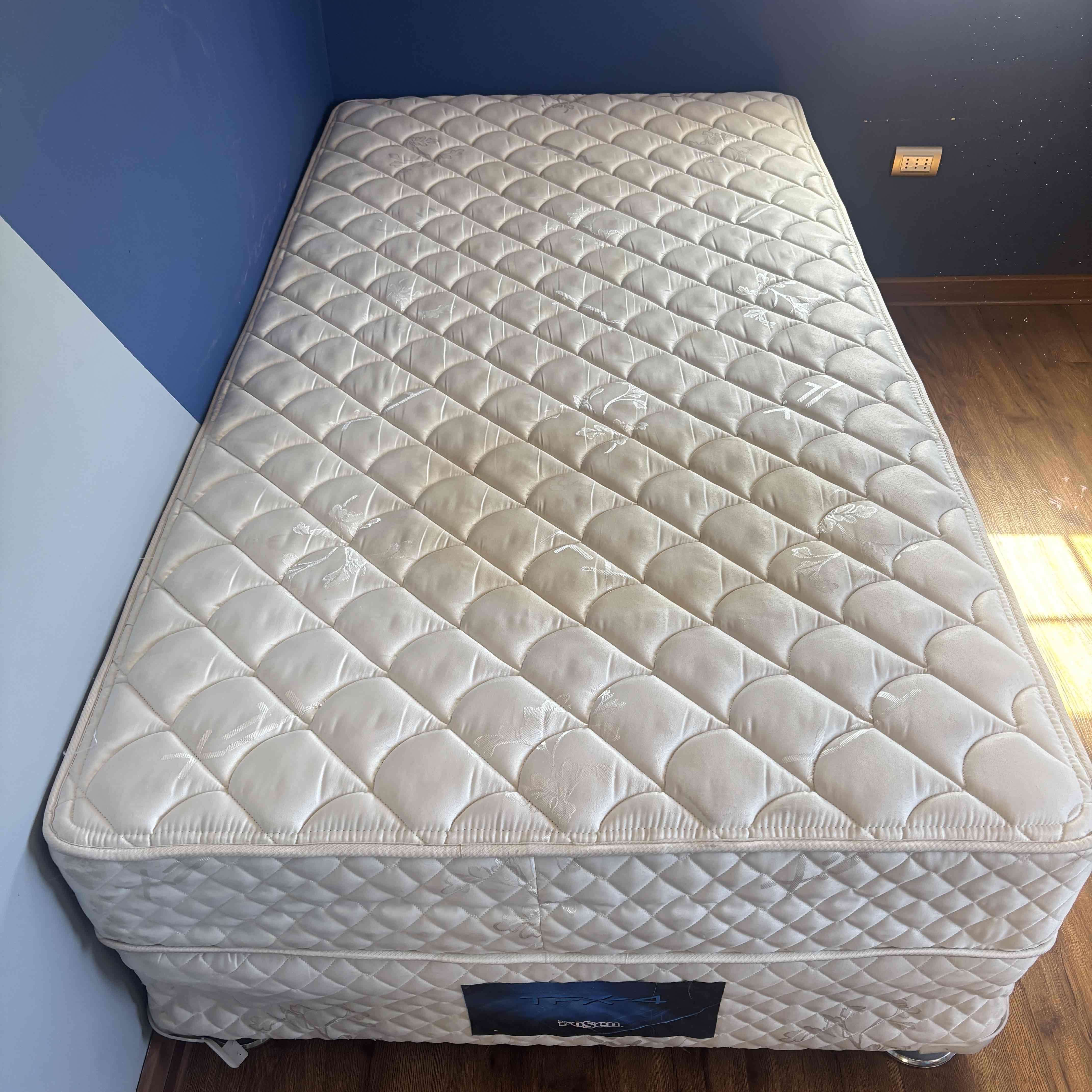 Cama América con respaldo - miniatura 2