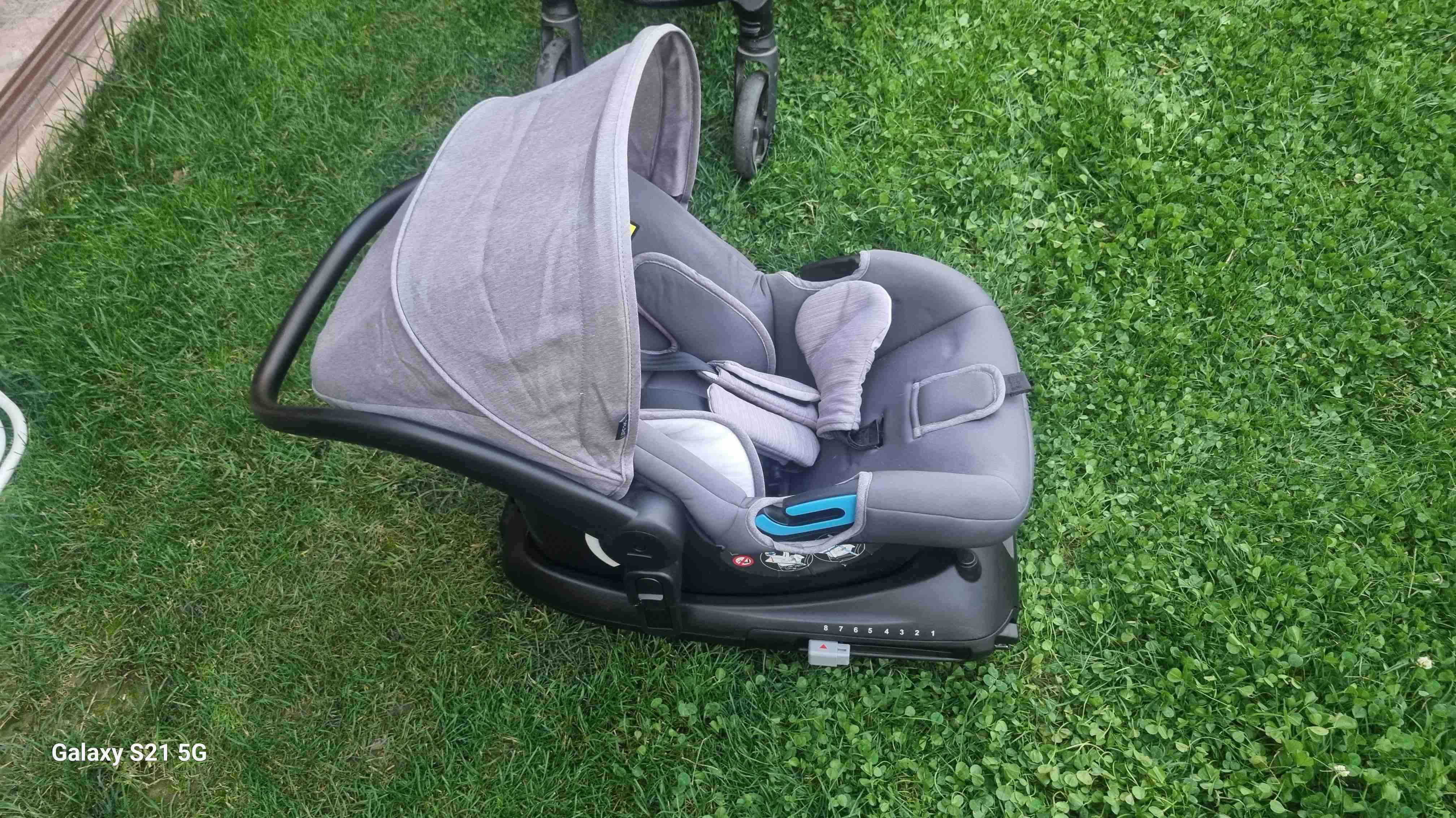 Coche con silla huevito - miniatura 11