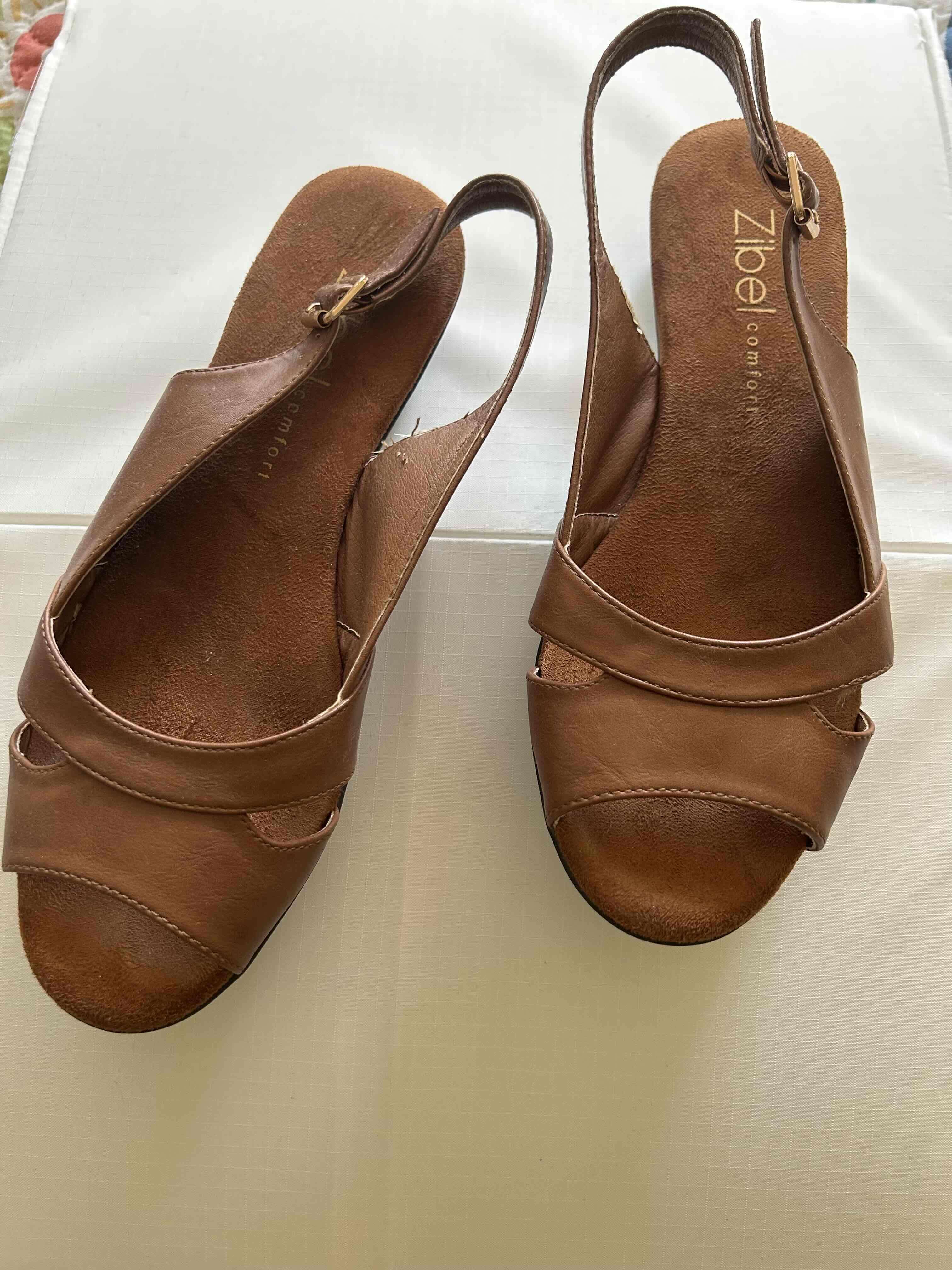 Sandalias marrones cómodas 38 - miniatura 2