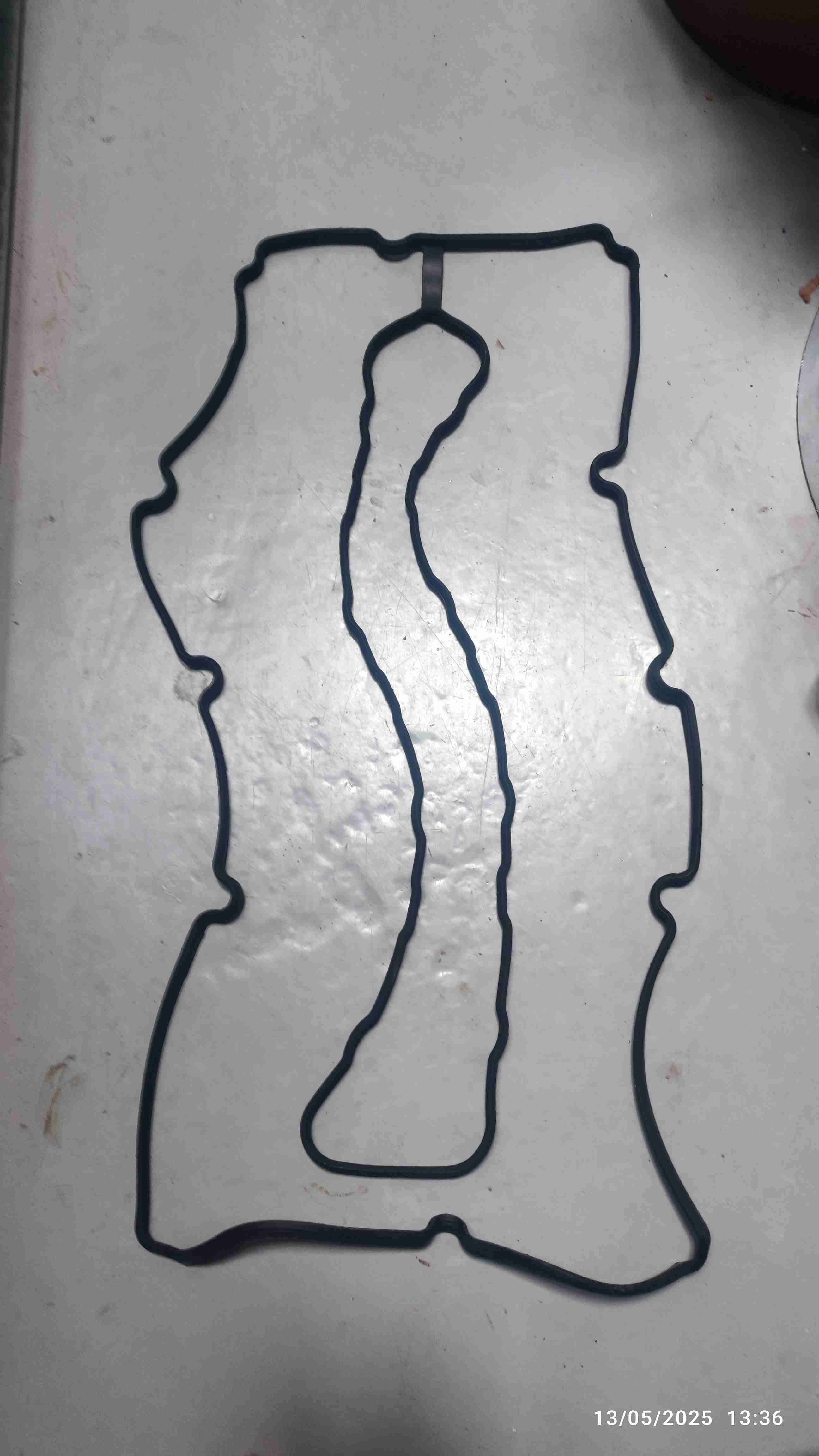 Empaquetadura tapa válvulas Ford Ranger - miniatura 2