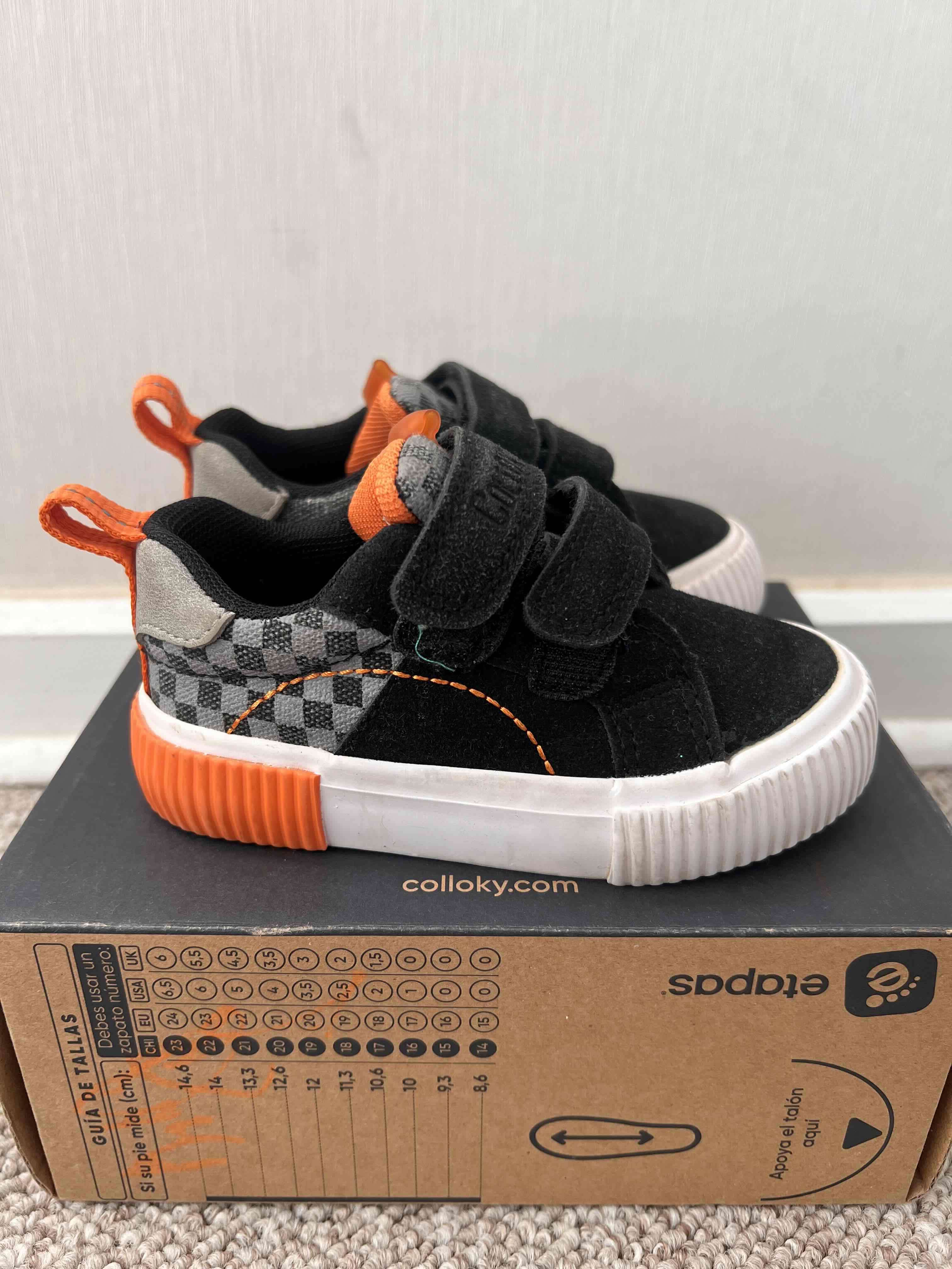 Zapatillas negras de velcro para niños - 2