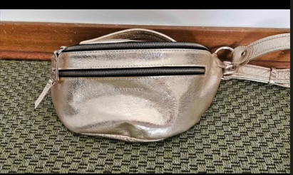 Banano dorado metálico marca Matriarca - 2