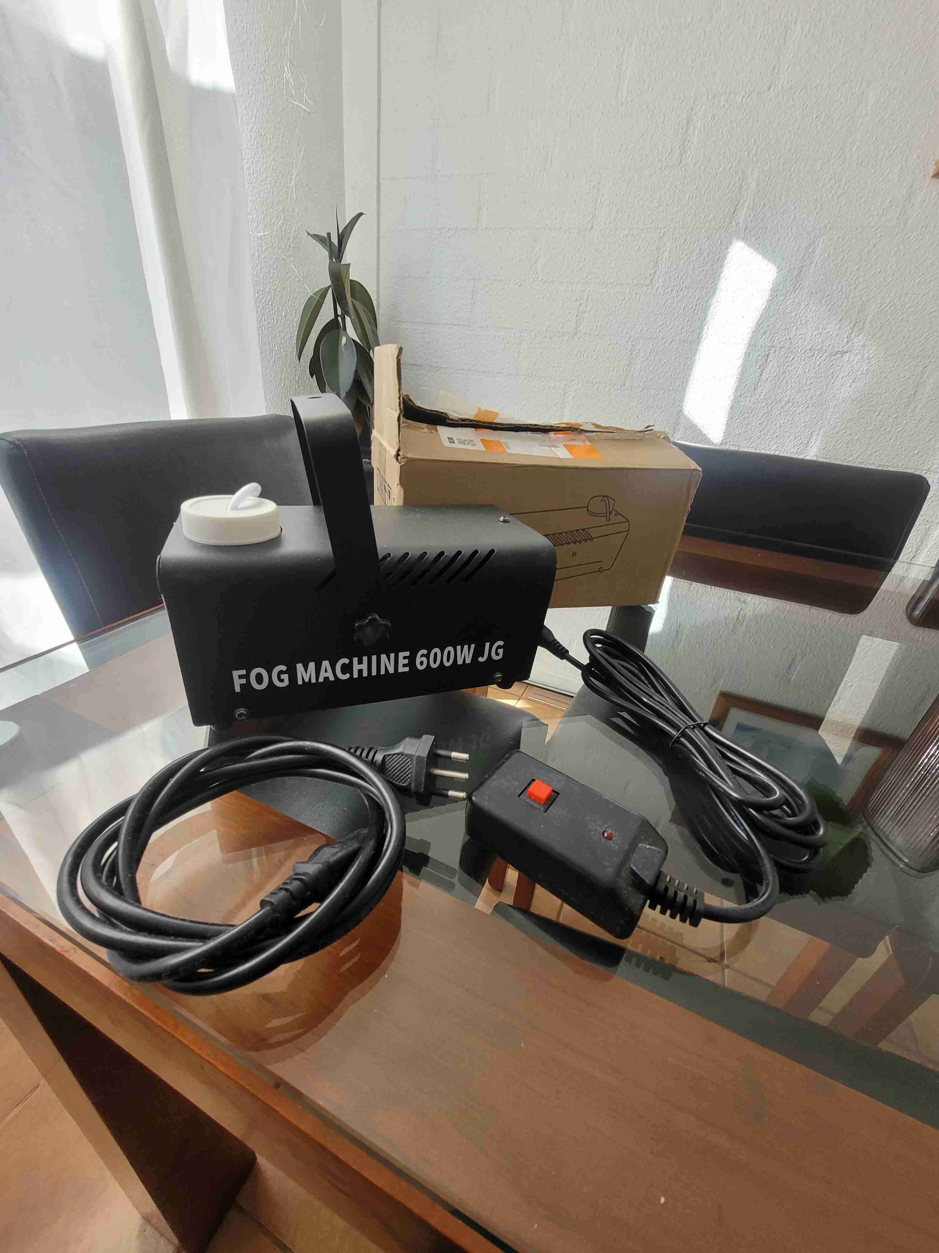 Máquina de humo 600W JG