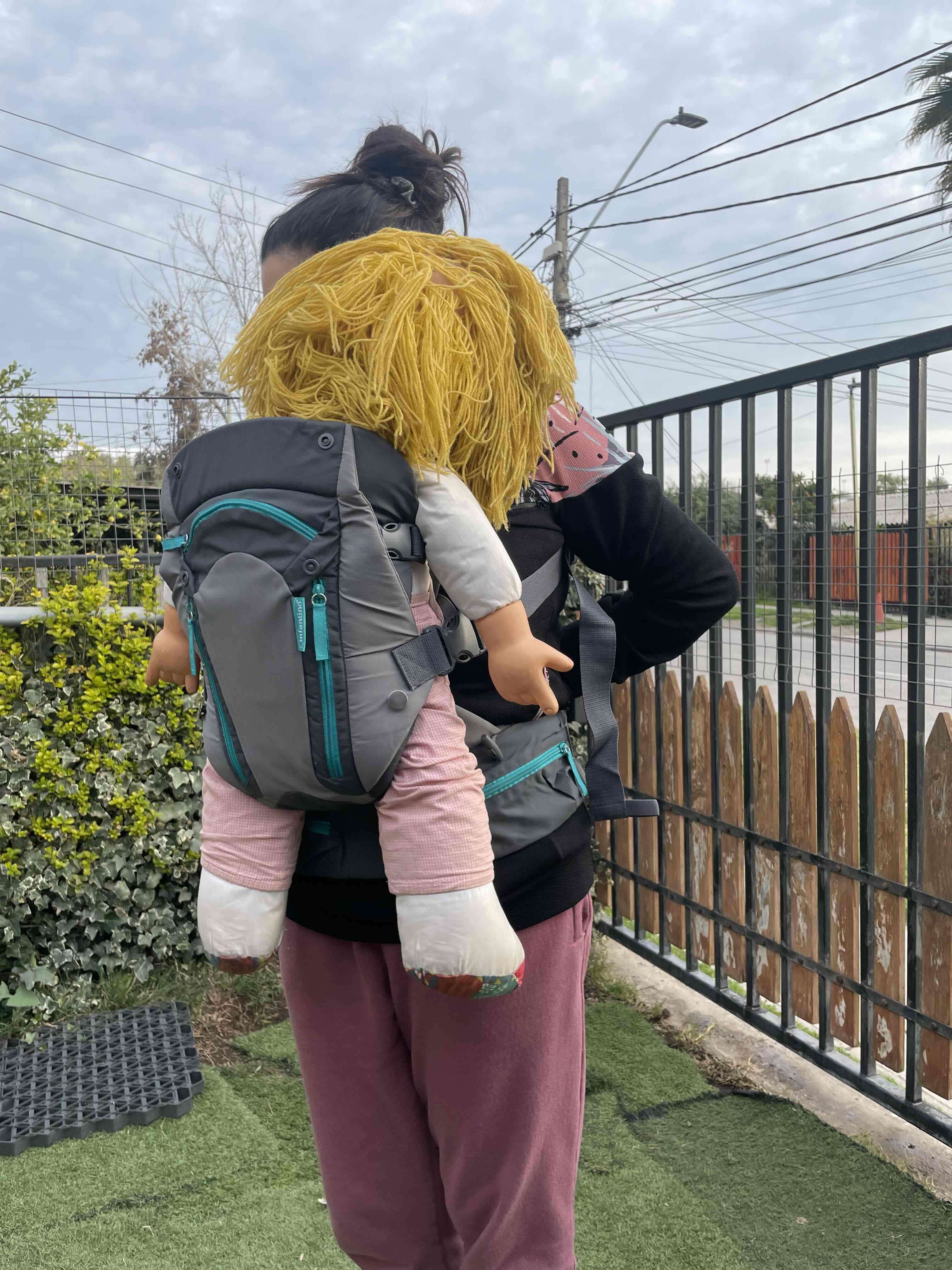 Porta bebé Infantino - miniatura 2