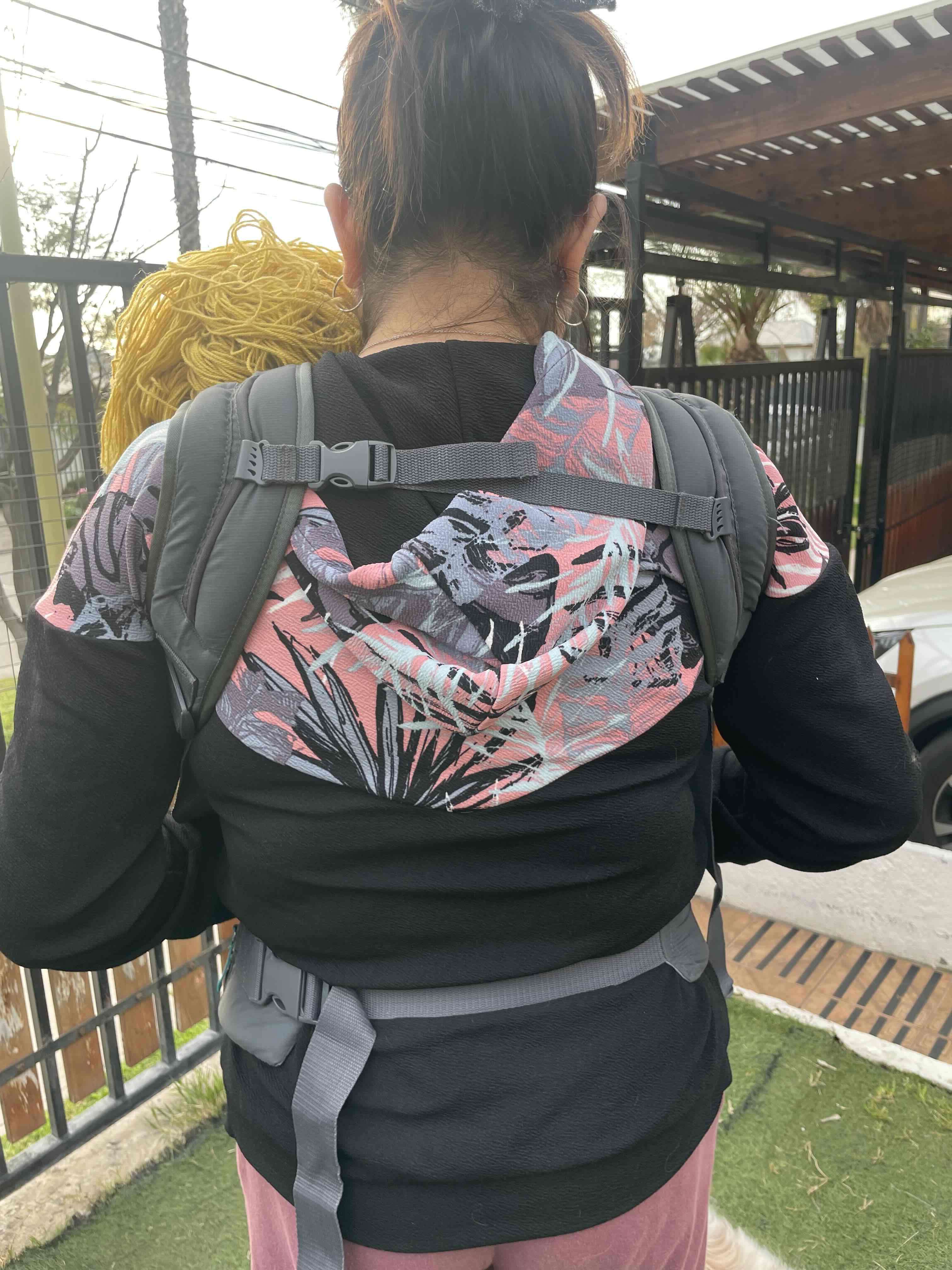 Porta bebé Infantino - miniatura 5