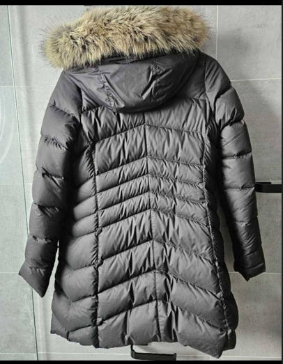 Parka negra con capucha Marmot - miniatura 2