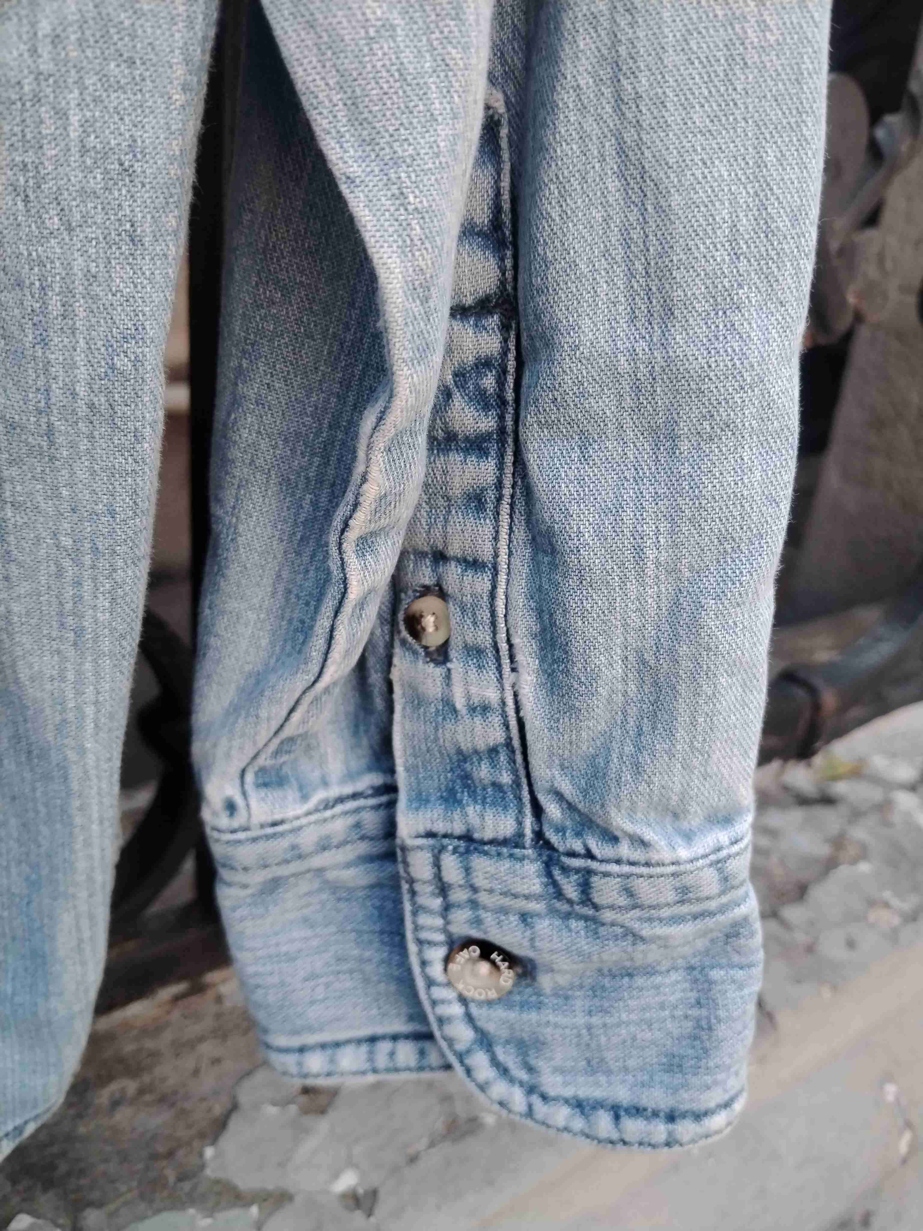 Camisa mezclilla Hard Rock Cafe - miniatura 5