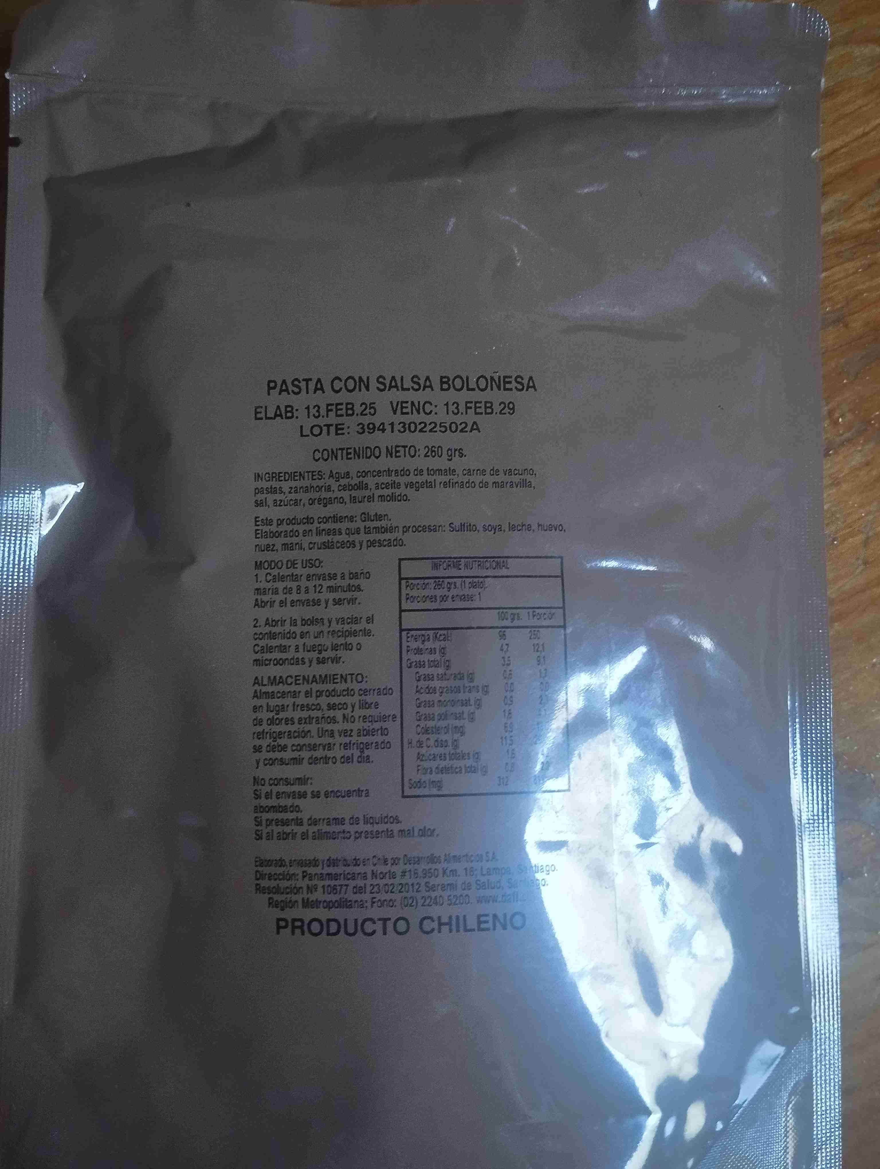 Ración de comida paella de salmón - miniatura 3