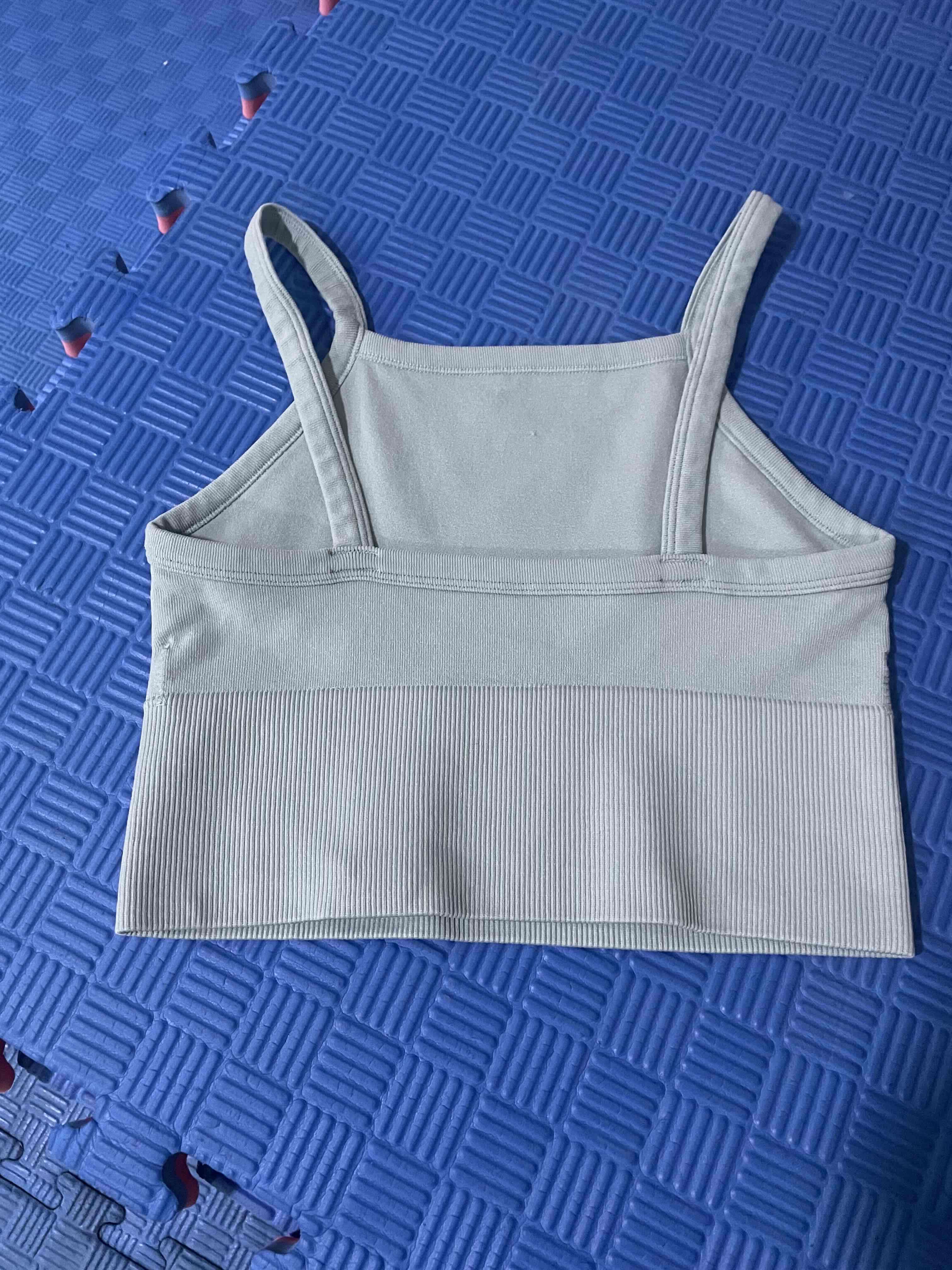 Camiseta deportiva celeste sin mangas - miniatura 2