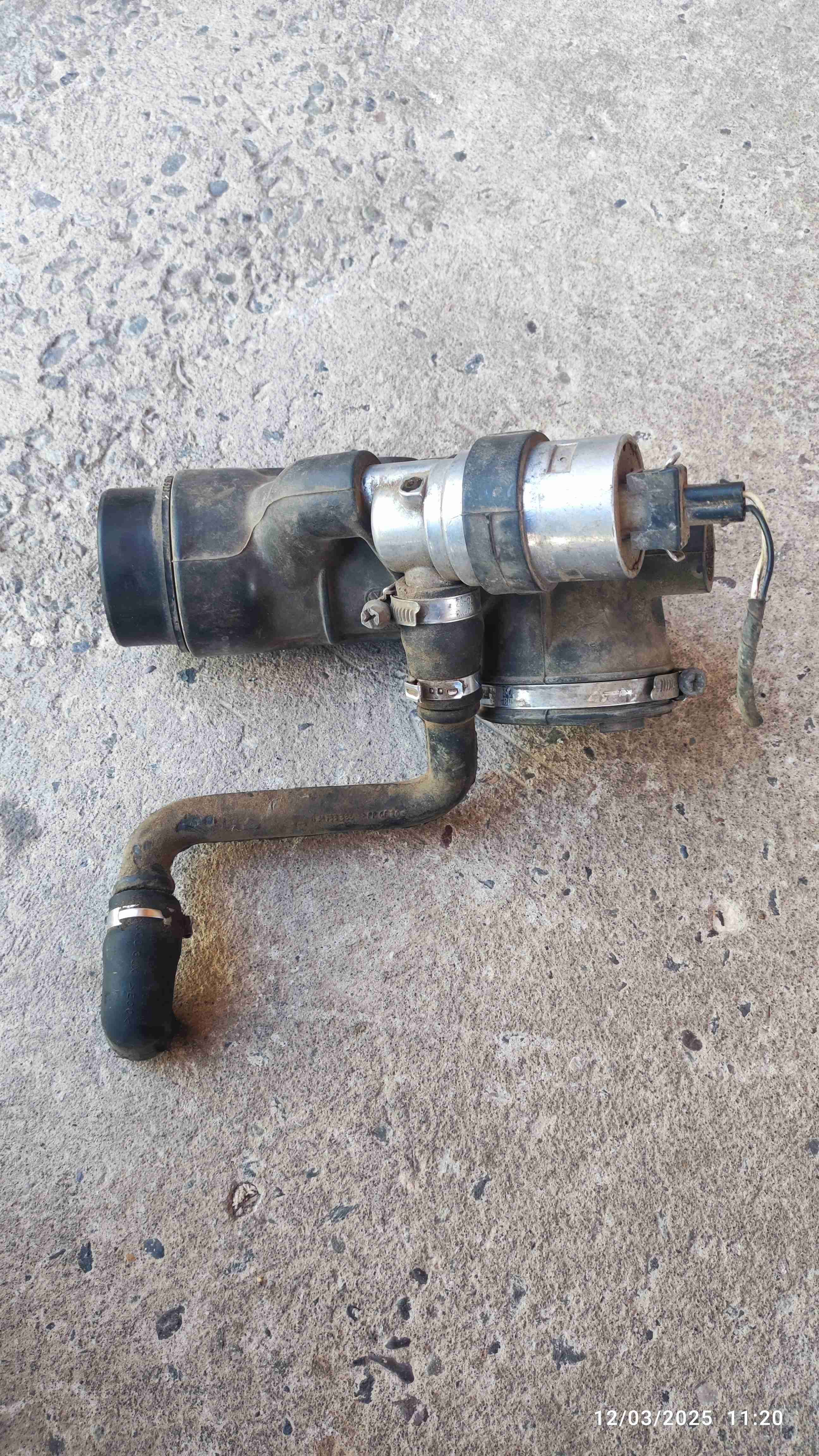 Manguera de admisión volkswagen - miniatura 3