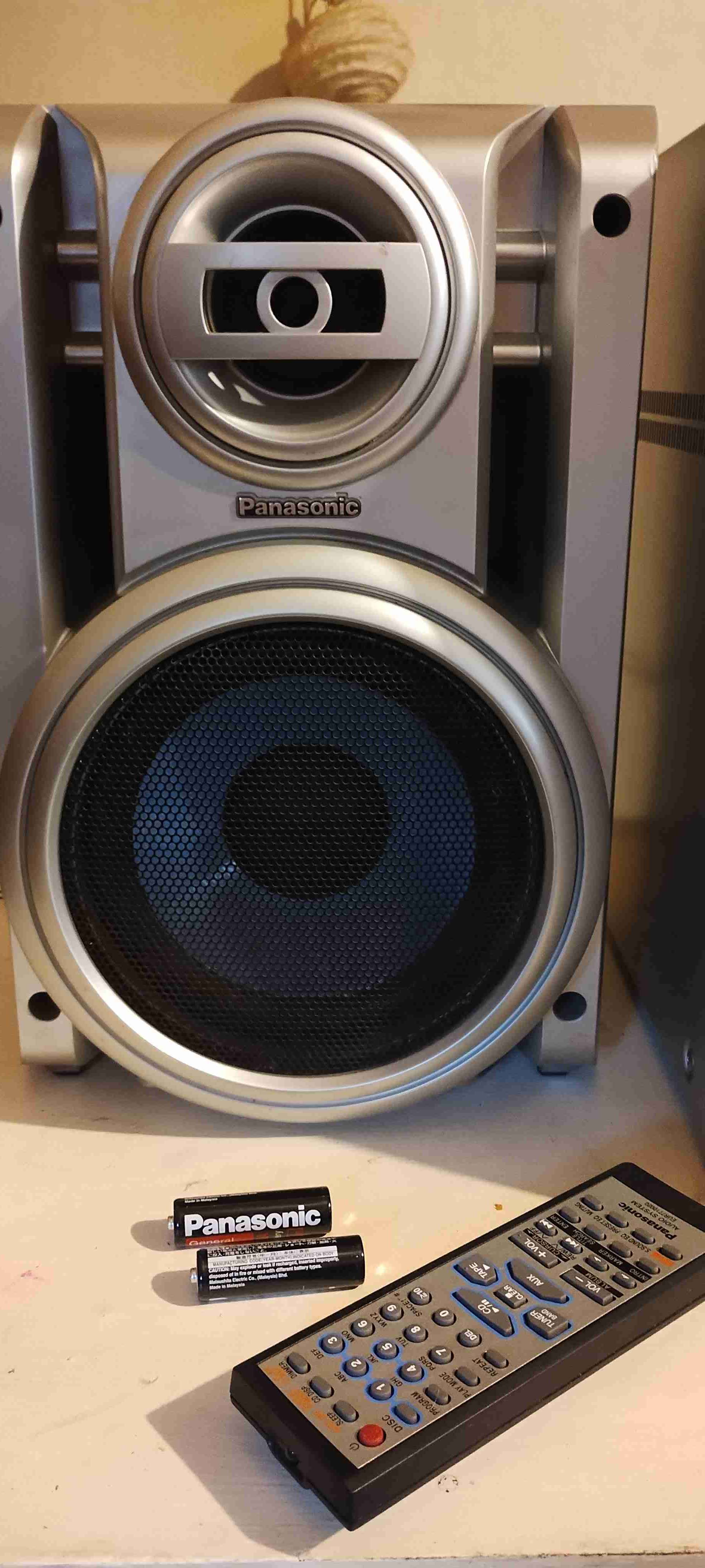 Equipo de sonido Panasonic 5 CD - 2