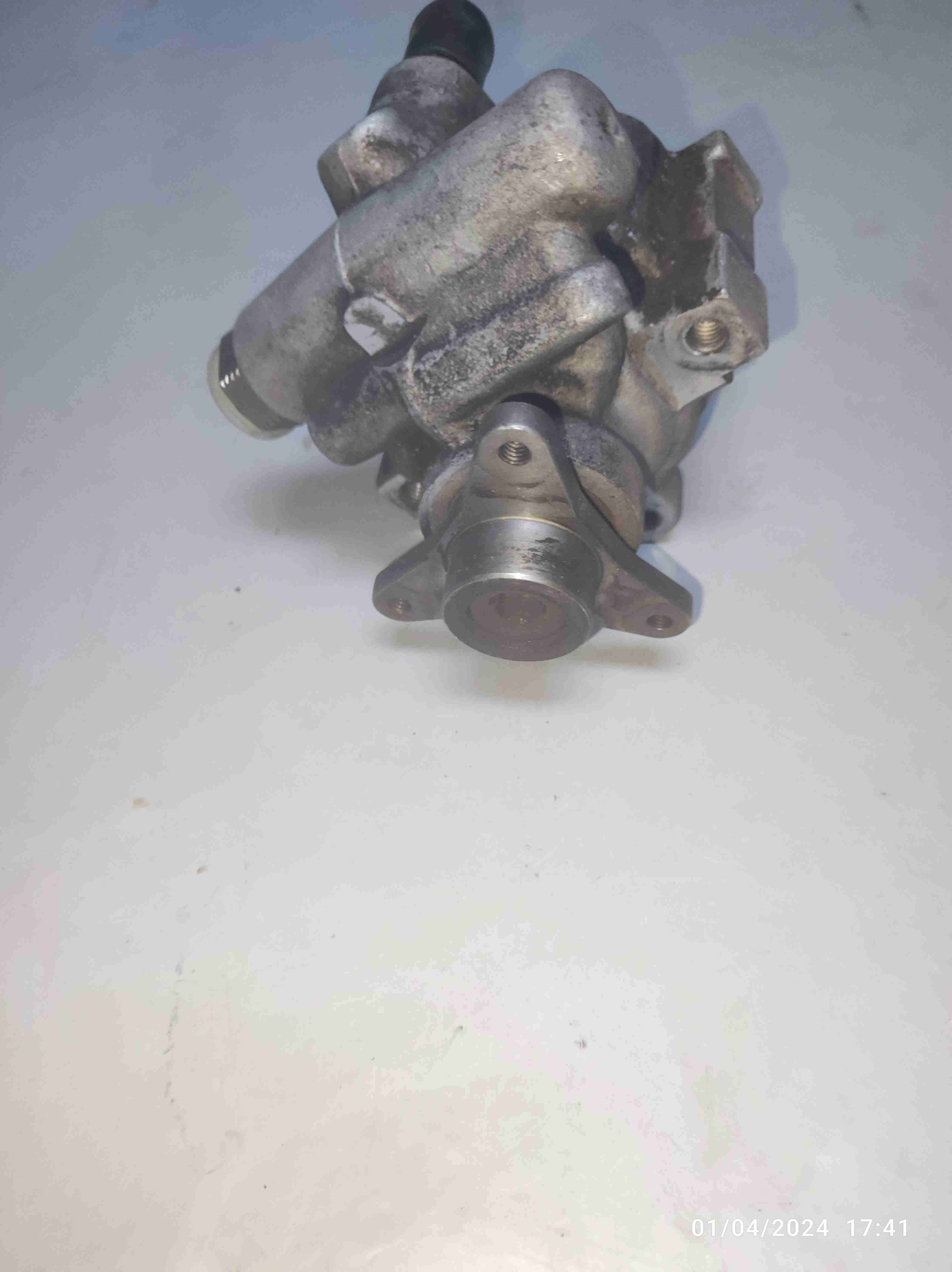 Bomba hidráulica de auto Renault Kangoo 1.9 - miniatura 6