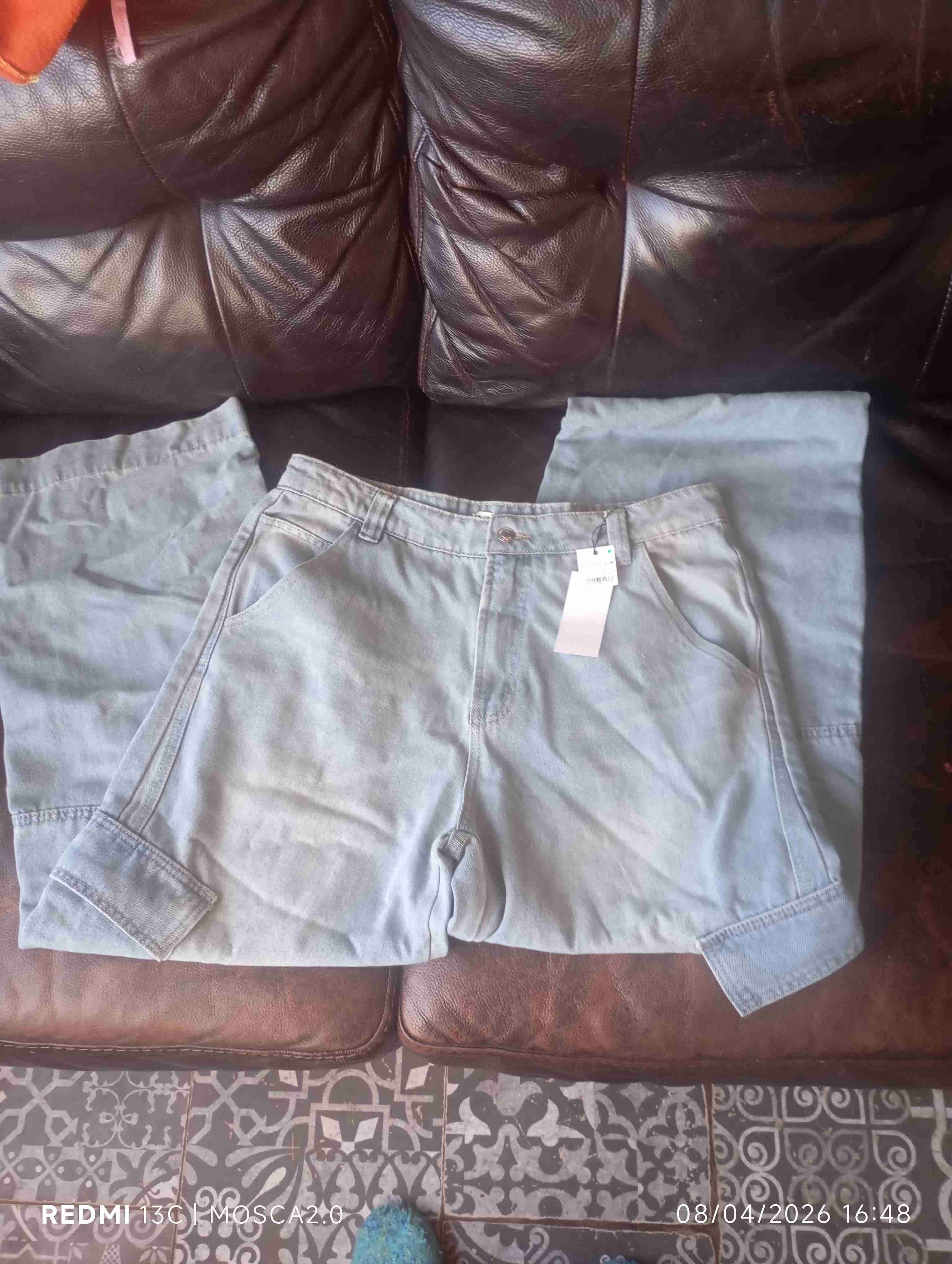 Pantalones cargo celestes - 3