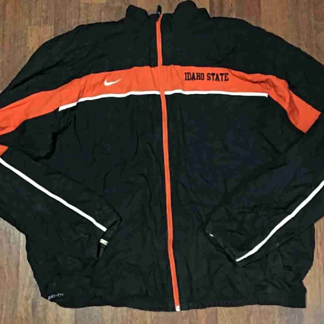 Chaqueta Nike Dri-Fit talla XXL - miniatura 1