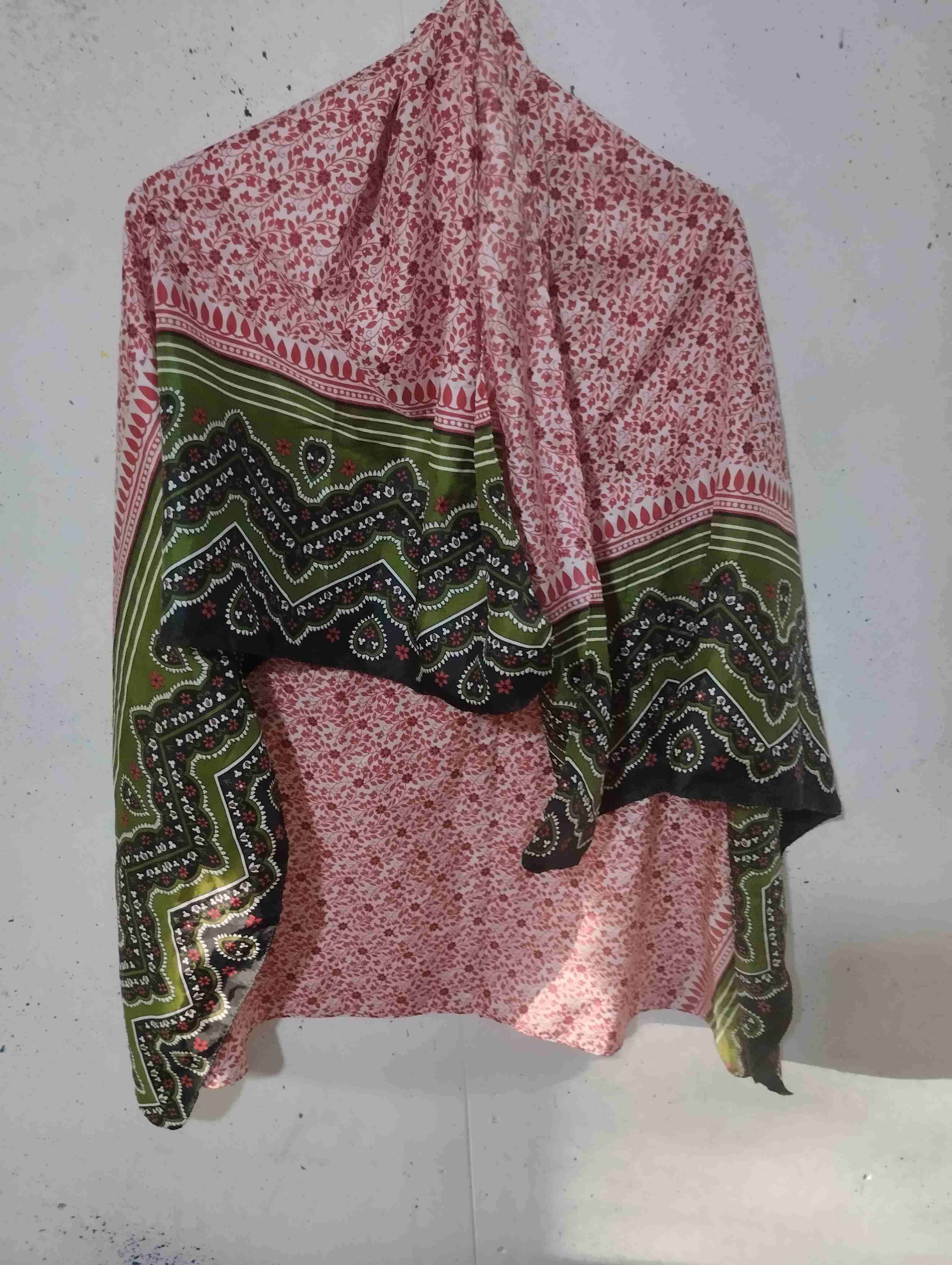 Chalina con diseño paisley - miniatura 2