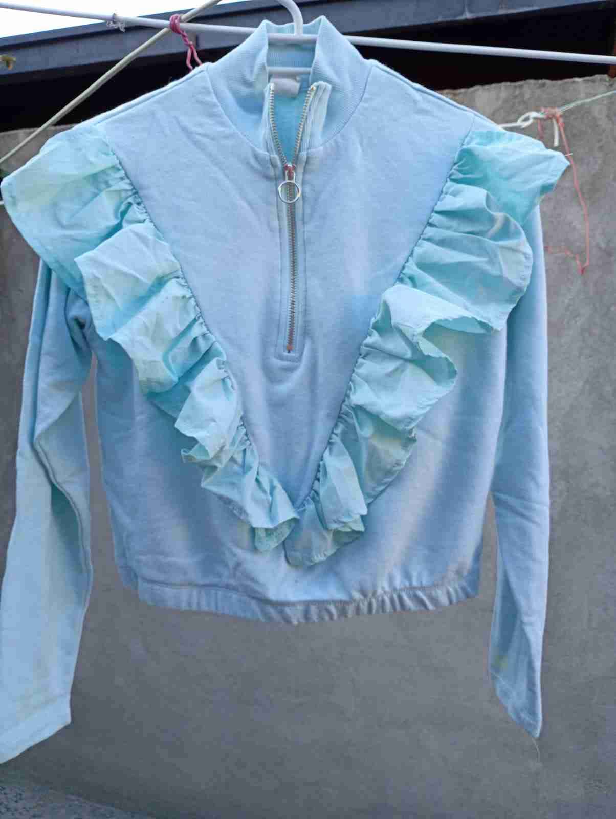 Polerón celeste con volantes - 1