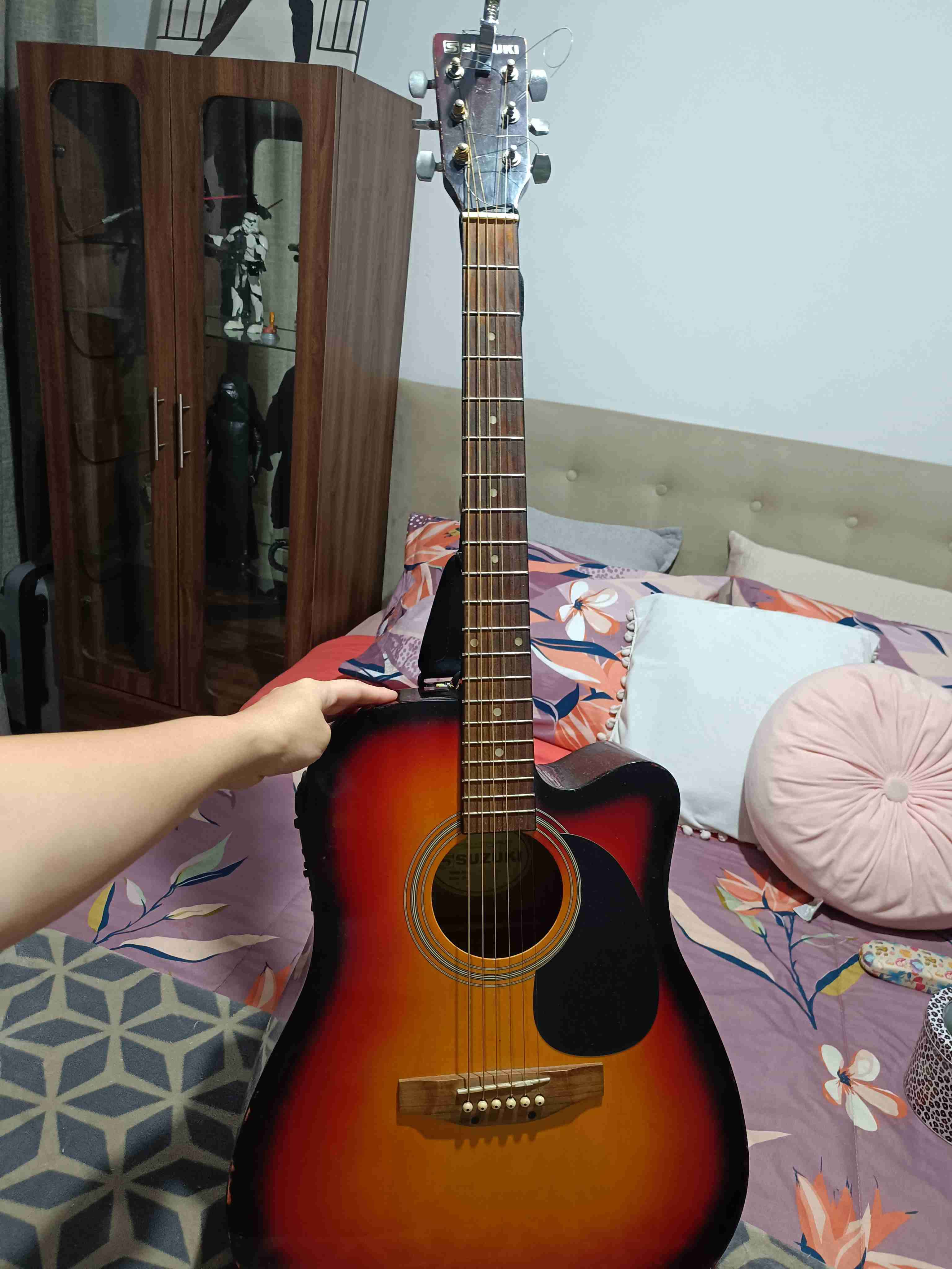 Guitarra acústica Suzuki - 1