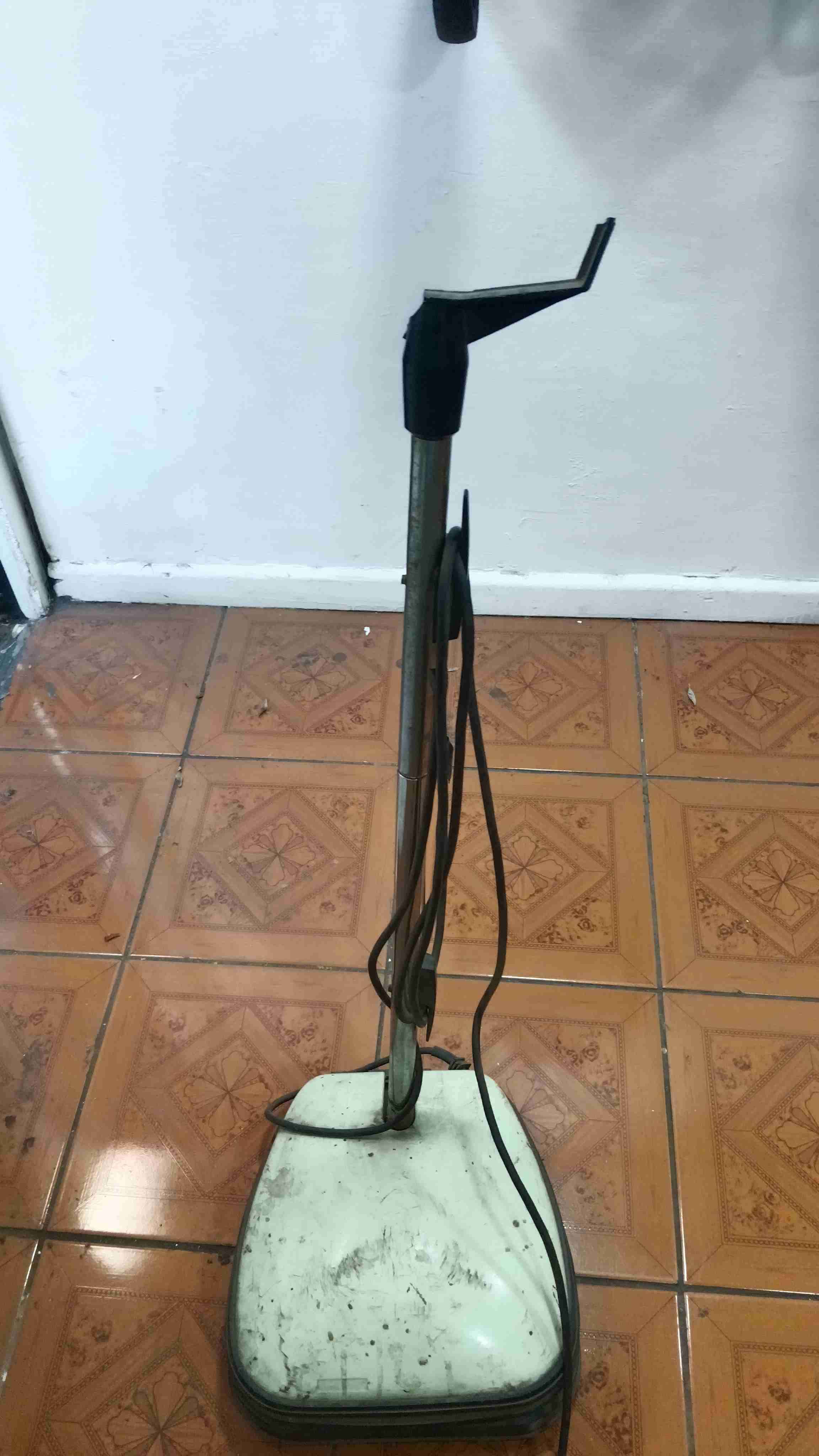 Enceradora vertical antigua - miniatura 2