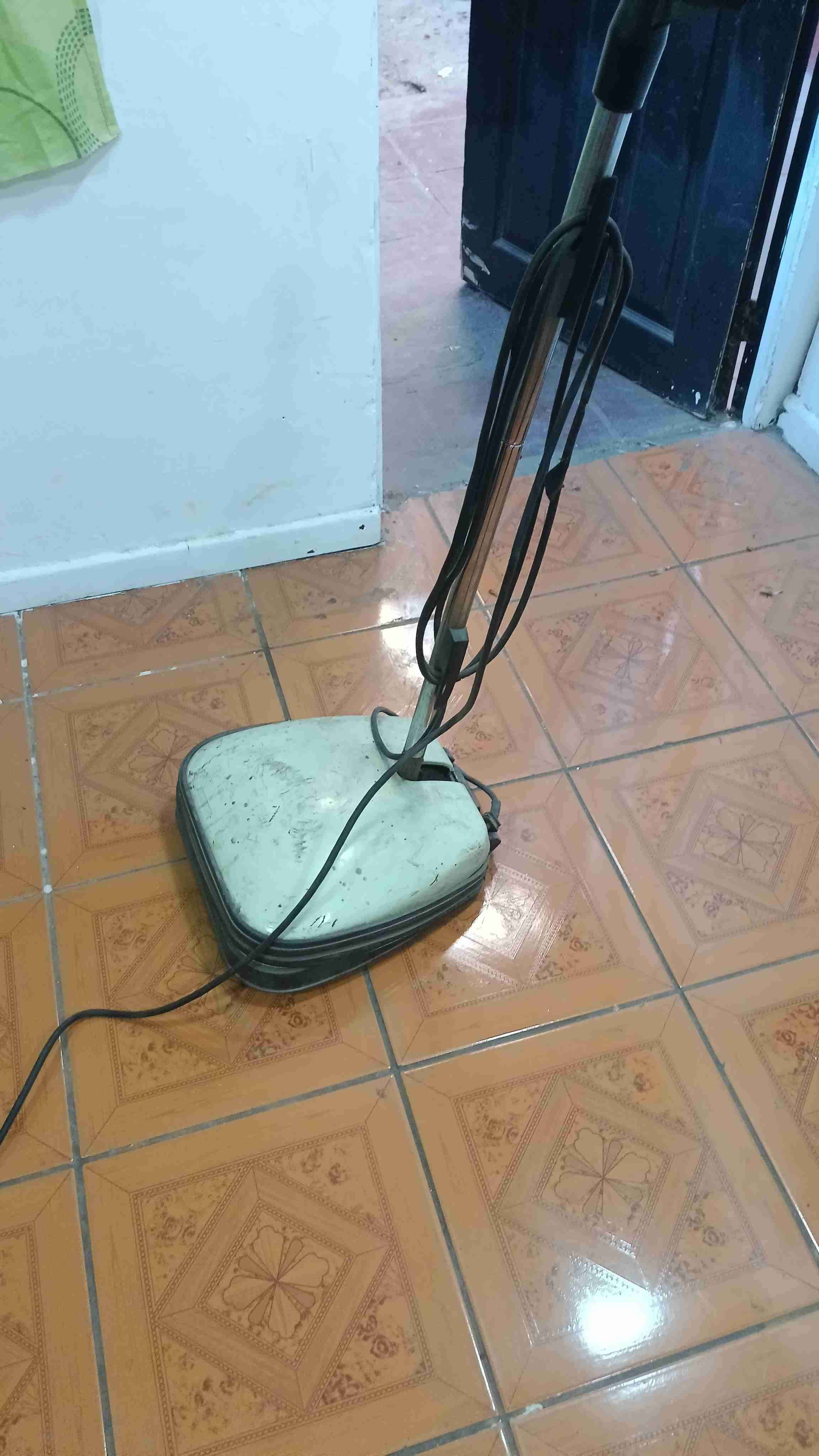 Enceradora vertical antigua - miniatura 3