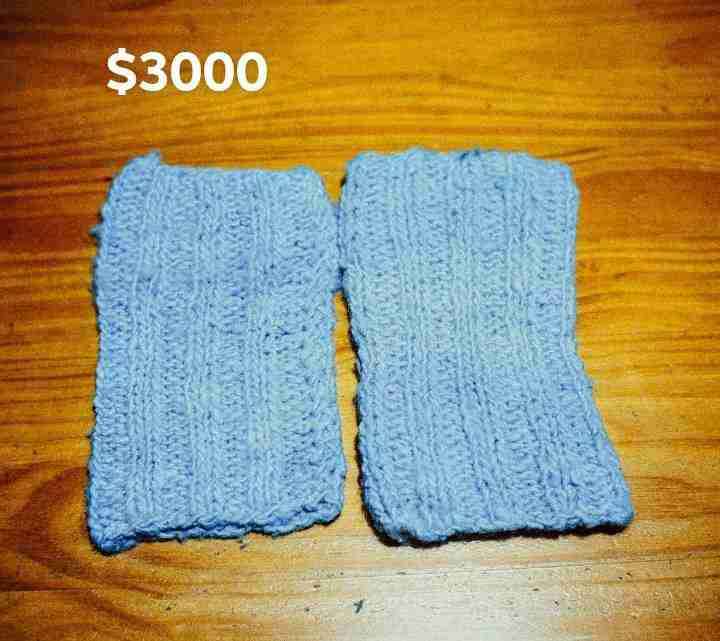 Conjunto celeste de lana natural - miniatura 3