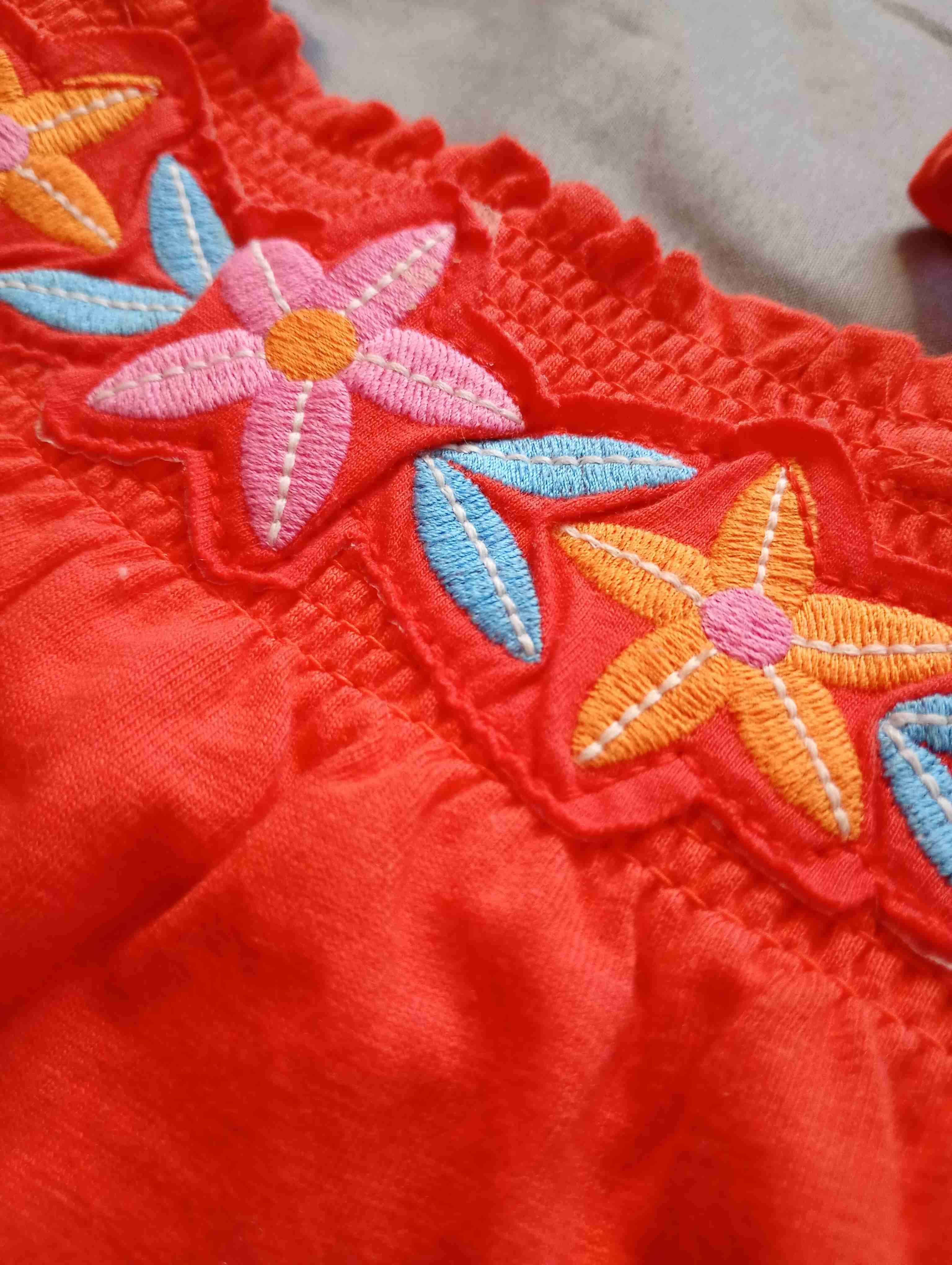 Vestido naranjo bordado floral - miniatura 1